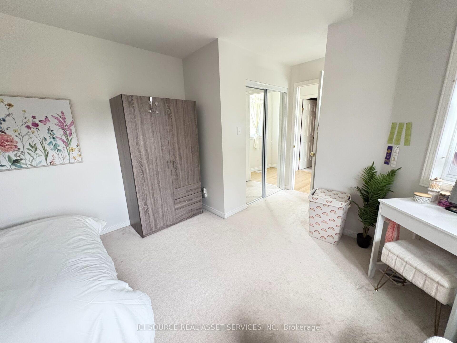 Photo 26 of 2 Woodcrest Court, Kitchener, Doon South — HOMEH