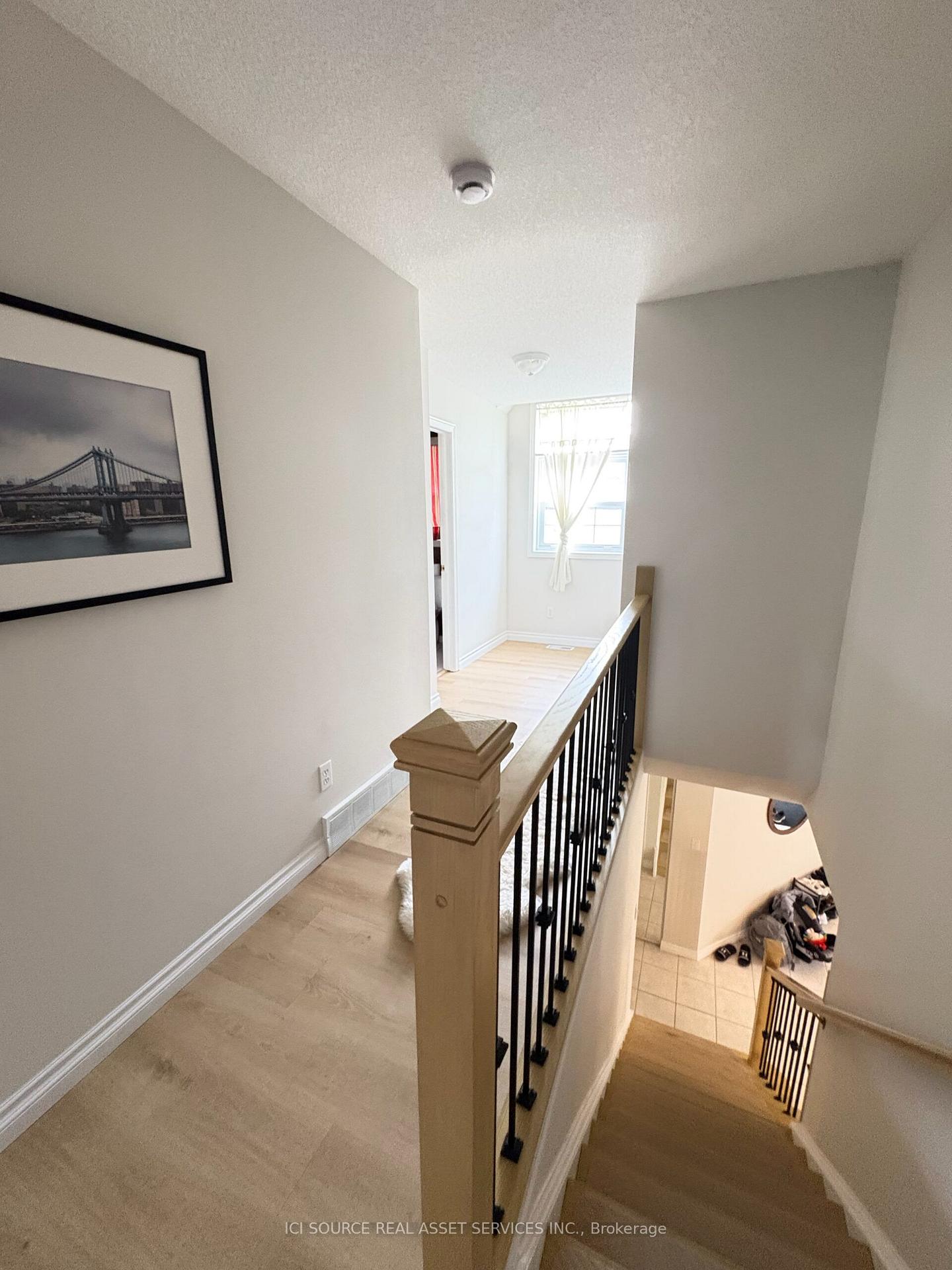 Photo 29 of 2 Woodcrest Court, Kitchener, Doon South — HOMEH