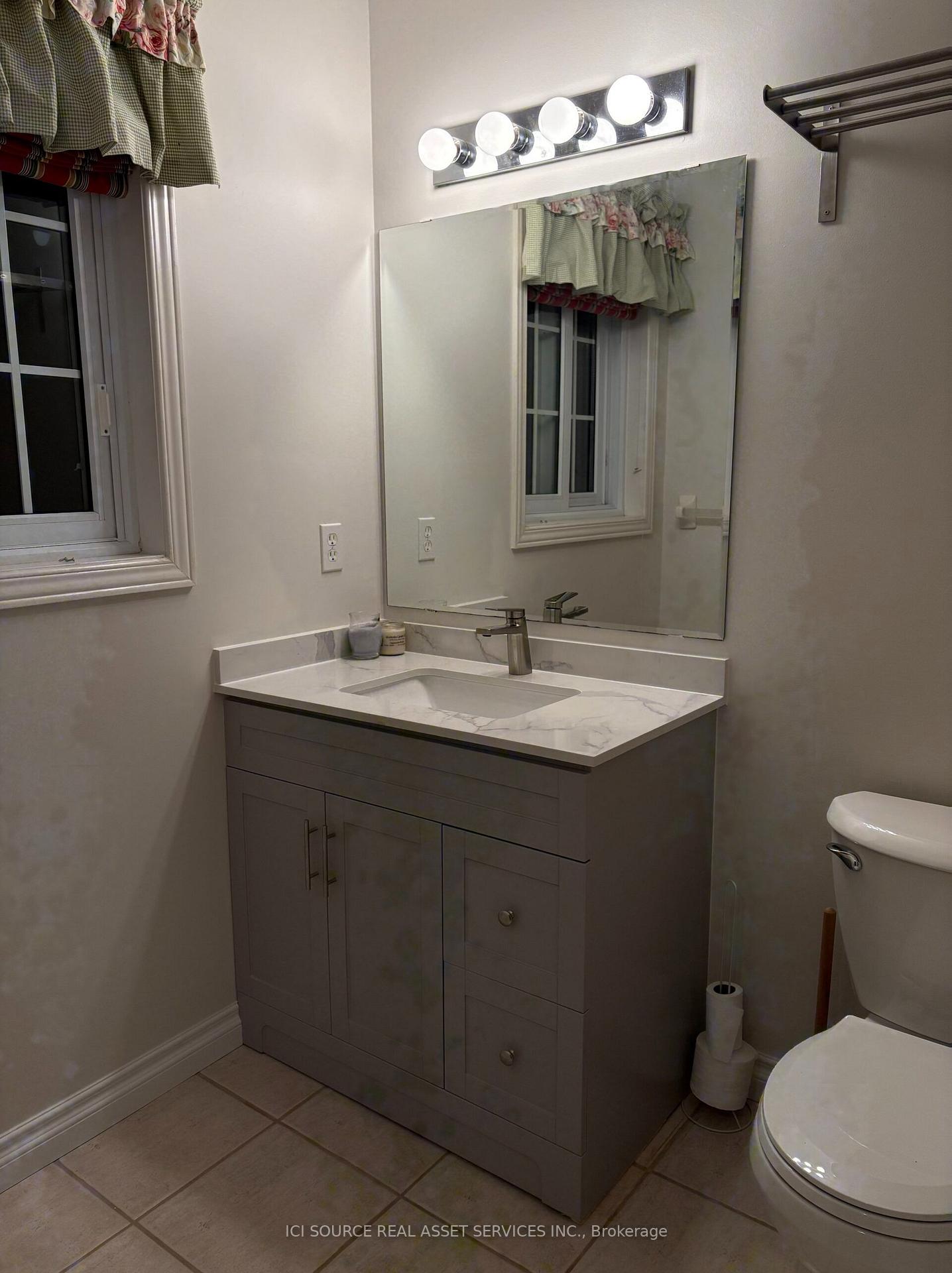 Photo 31 of 2 Woodcrest Court, Kitchener, Doon South — HOMEH