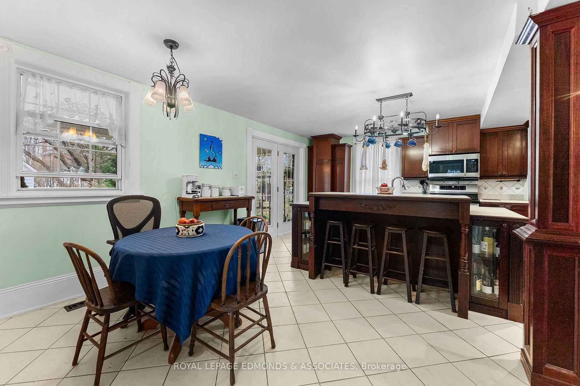 Photo 11 of 146 Mary Street, Pembroke, Pembroke — HOMEH