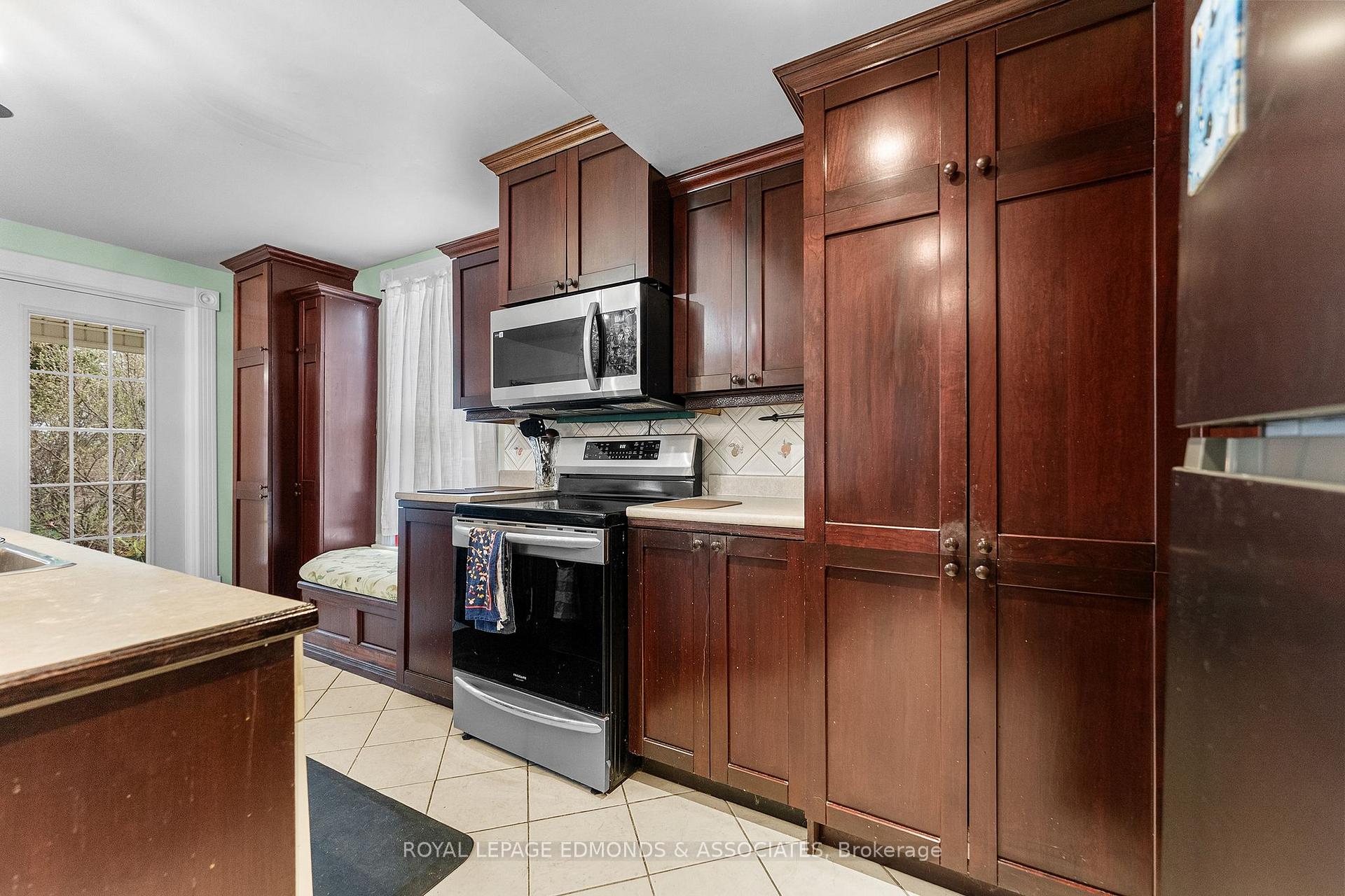 Photo 15 of 146 Mary Street, Pembroke, Pembroke — HOMEH