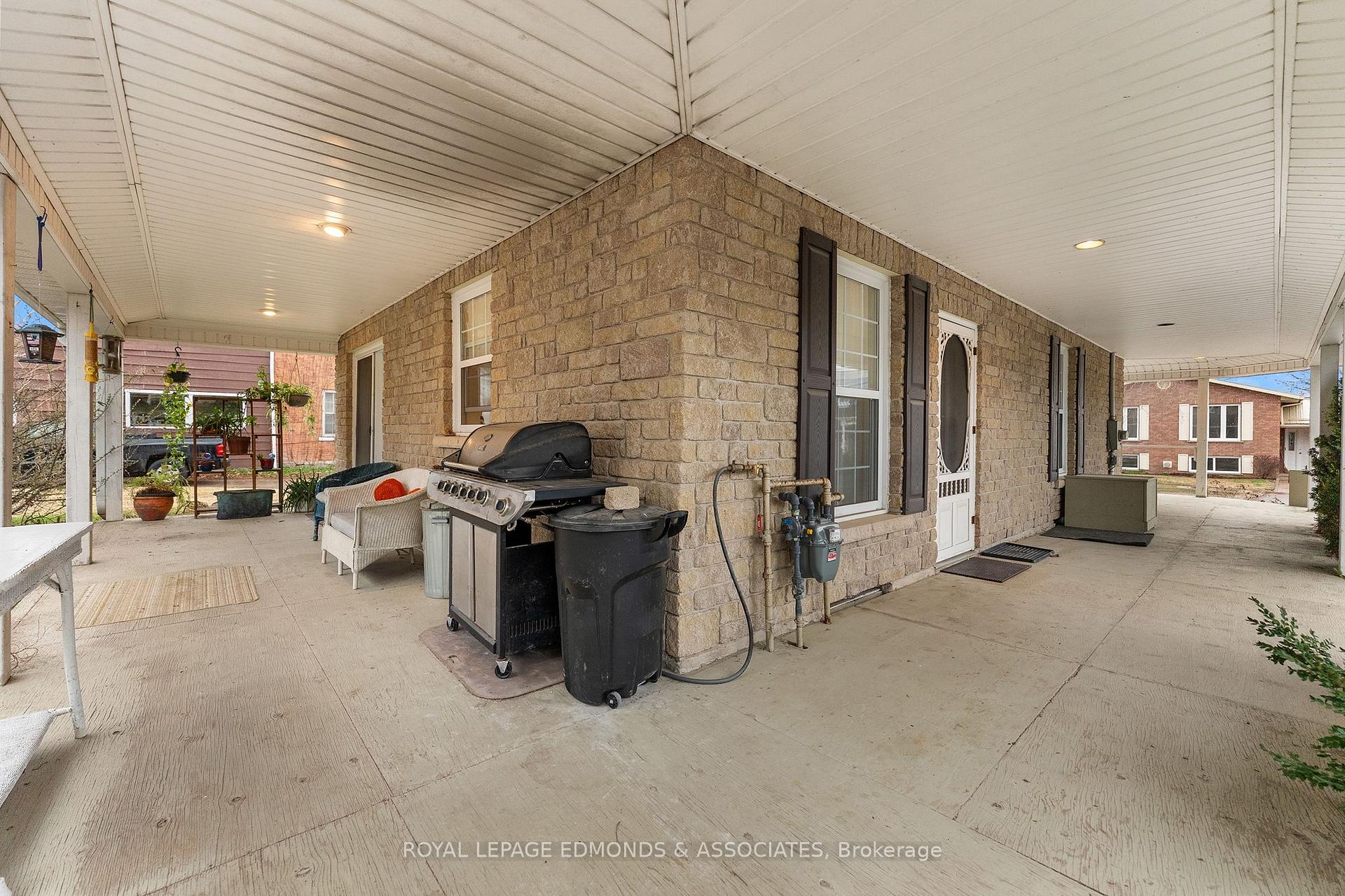 Photo 33 of 146 Mary Street, Pembroke, Pembroke — HOMEH