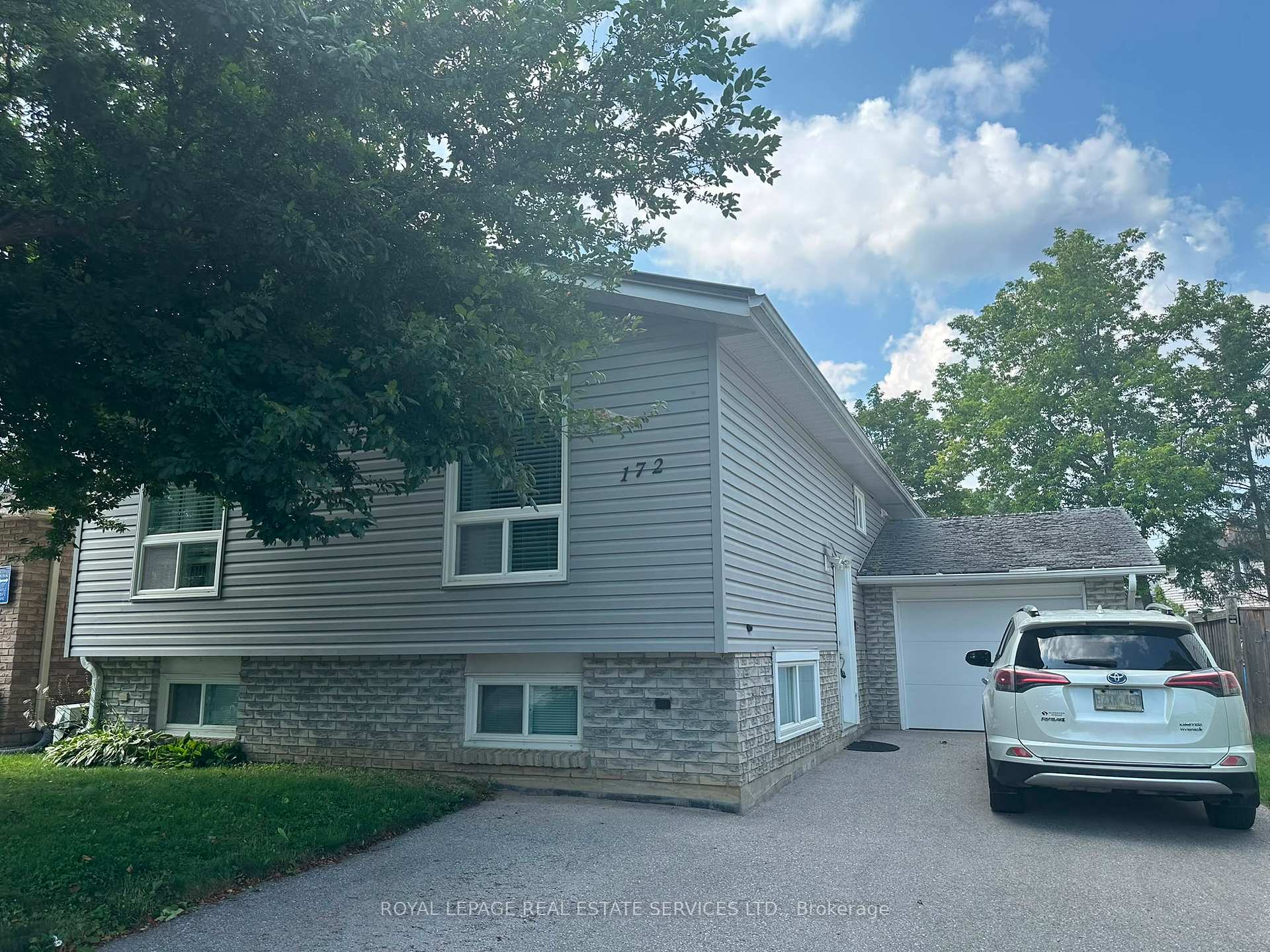 Photo 1 of Unit UPPER, 172 Queen Street, New Tecumseth, Alliston — HOMEH