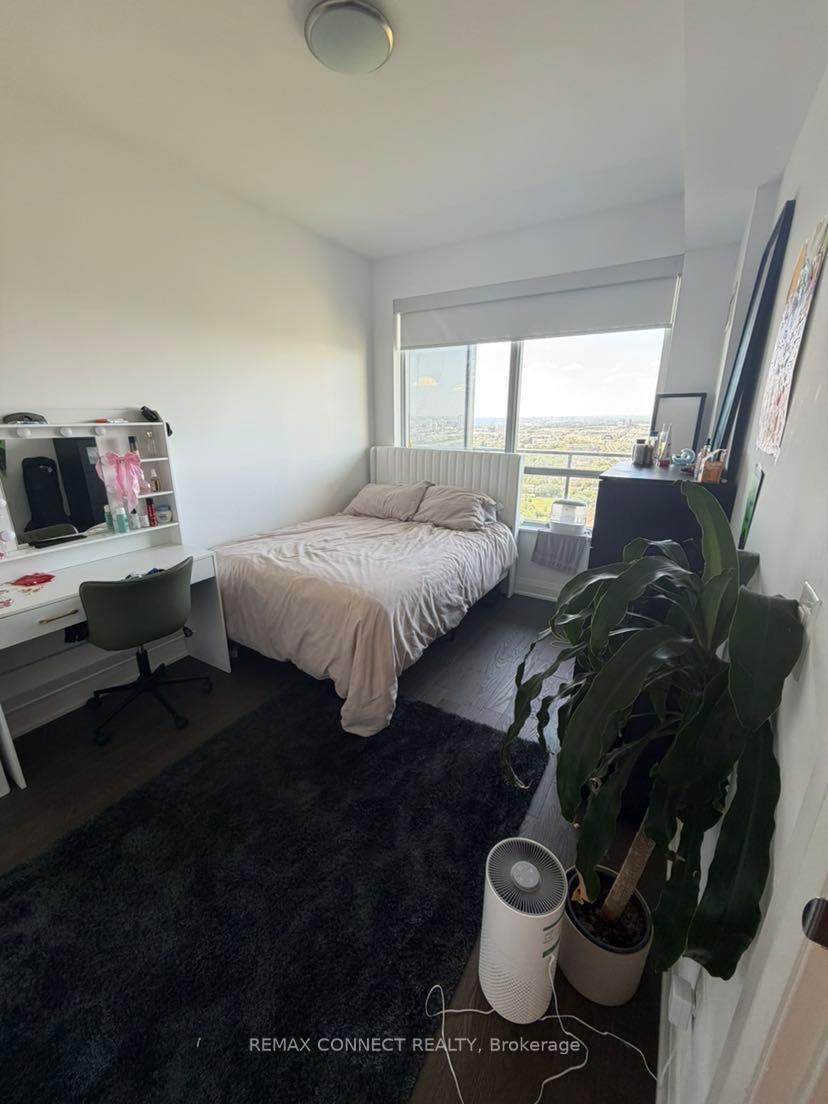 Photo 3 of Unit 4, 36 Park Lawn Road, Etobicoke, Mimico — HOMEH