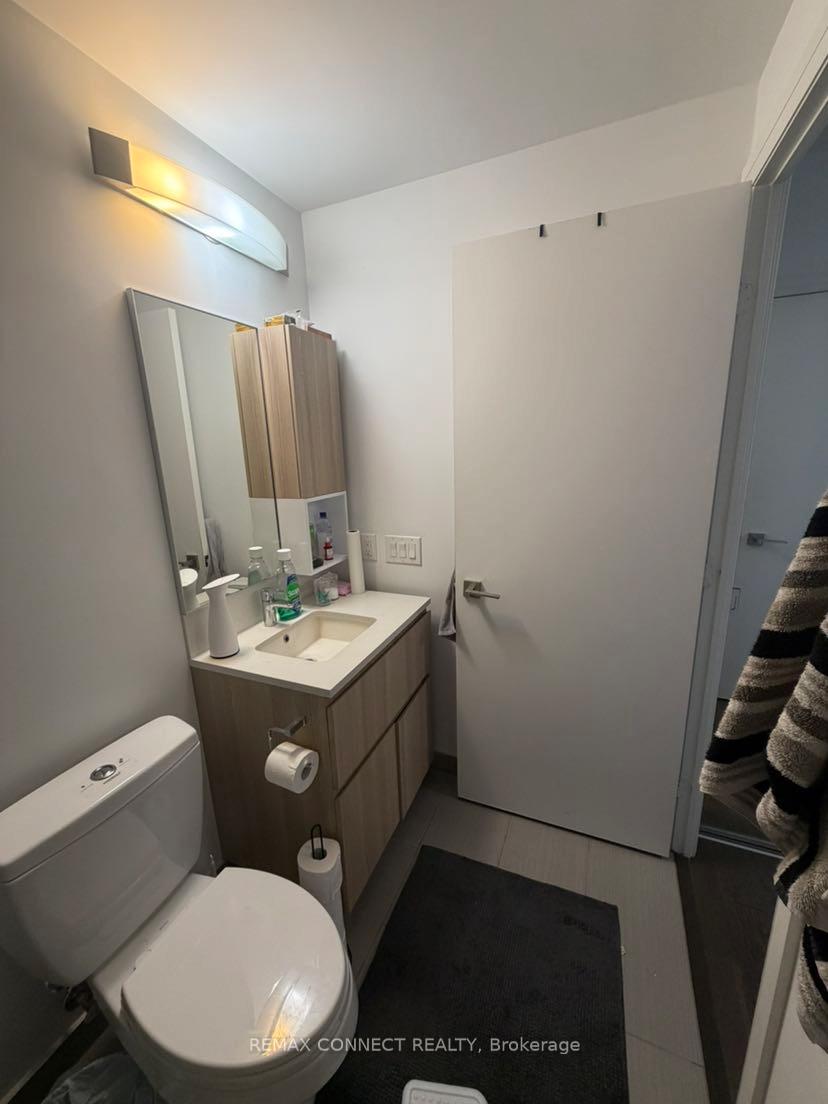 Photo 6 of Unit 4, 36 Park Lawn Road, Etobicoke, Mimico — HOMEH