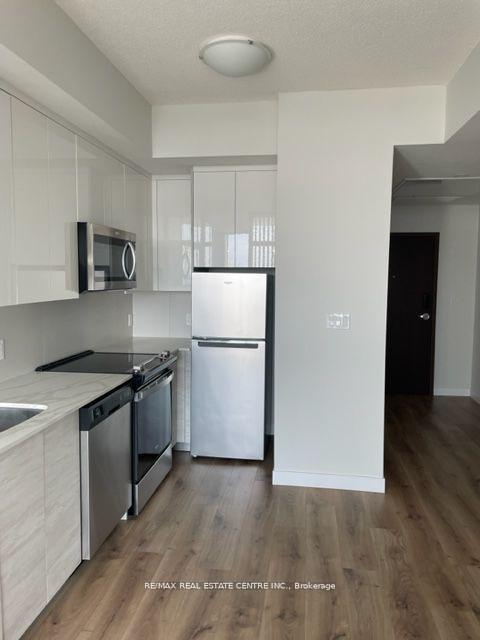 Photo 9 of Unit 1711, 60 Frederick Street, Kitchener, Civic Centre — HOMEH