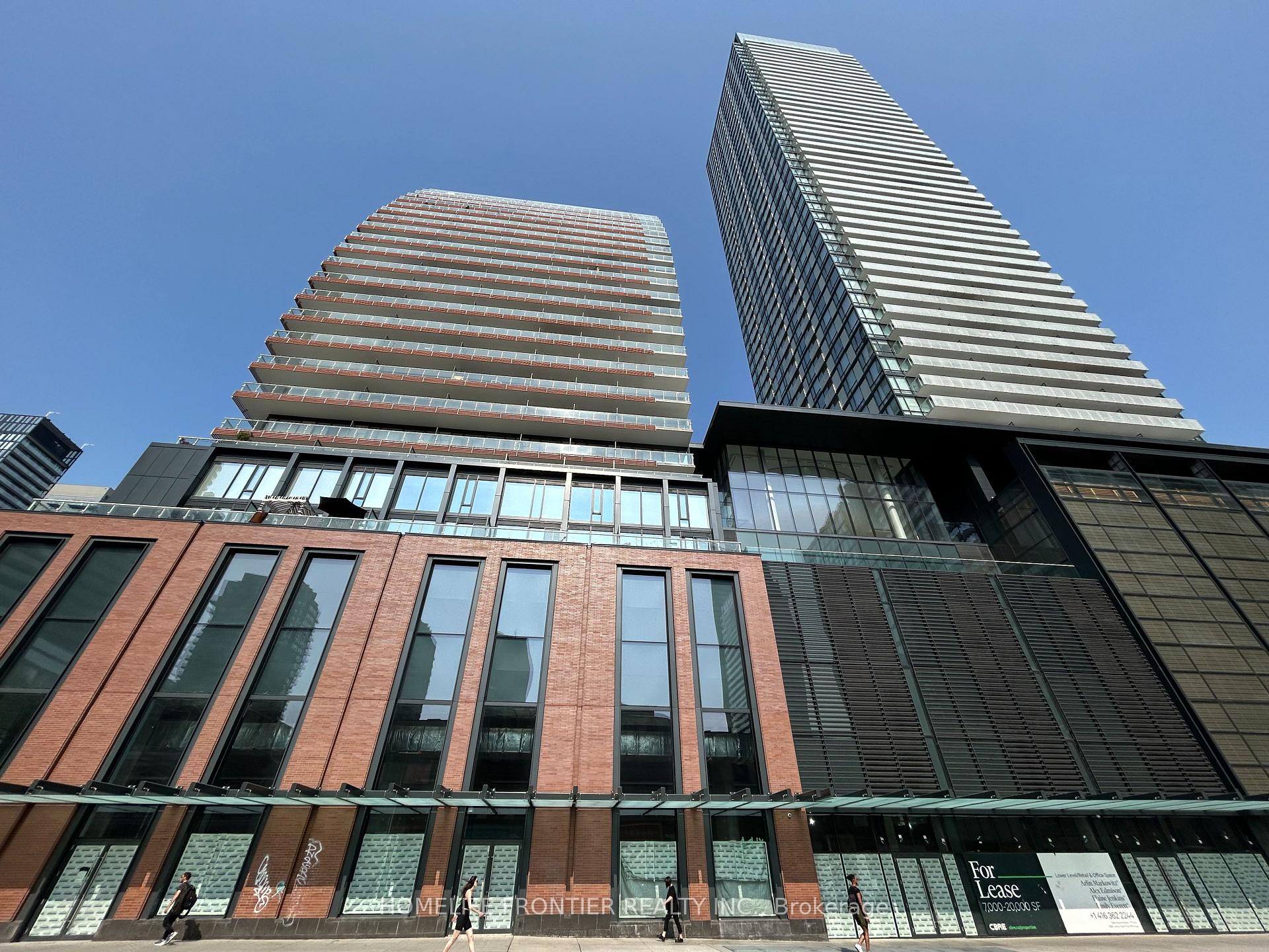 Front of Unit 1807, 18 Maitland Terrace