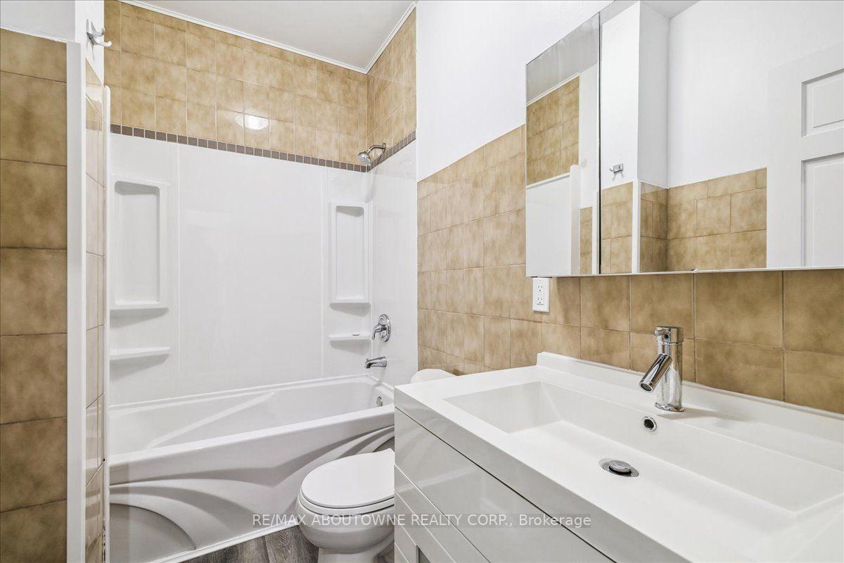 Photo 11 of Unit 3, 68 Peel Street, Norfolk, Simcoe — HOMEH