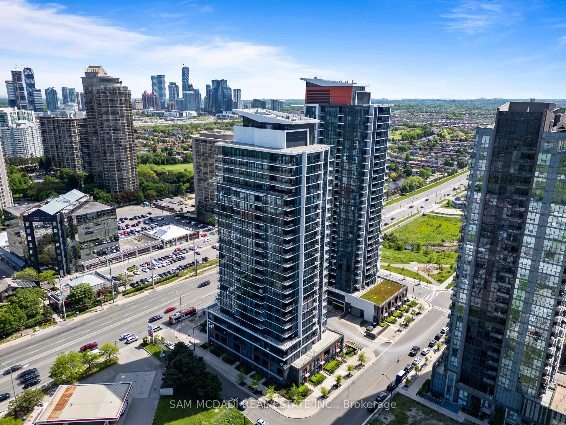 Front of Unit 1602, 55 Eglinton Avenue W