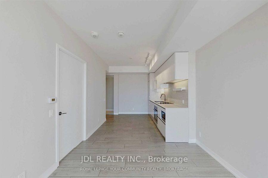 Photo 2 of Unit 4011, 5 buttermill Avenue, Vaughan, Vaughan Corporate Centre — HOMEH