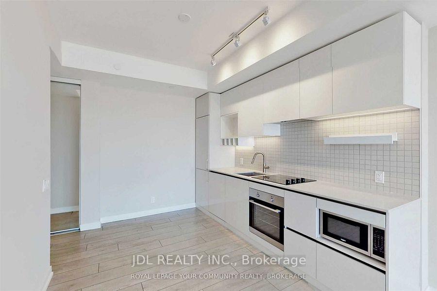 Photo 4 of Unit 4011, 5 buttermill Avenue, Vaughan, Vaughan Corporate Centre — HOMEH