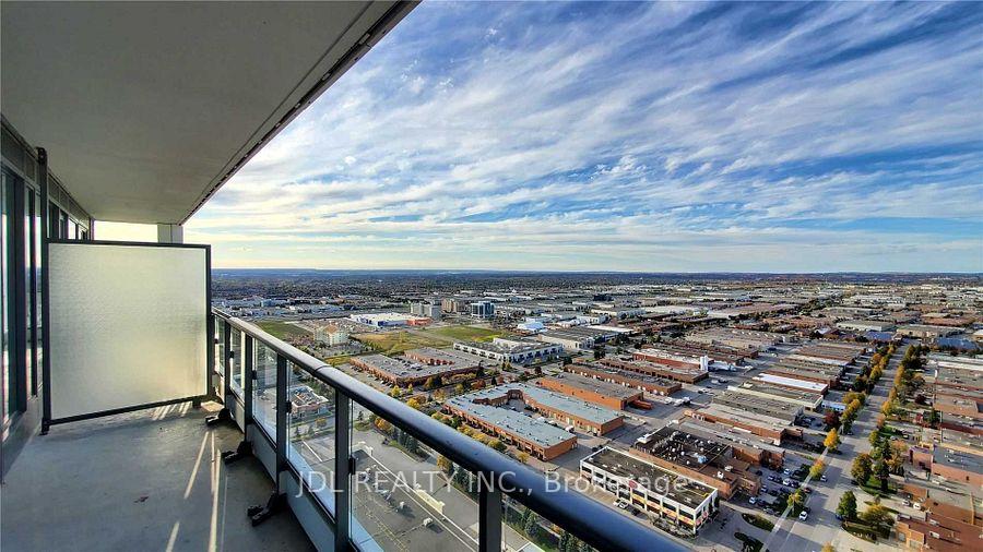 Photo 8 of Unit 4011, 5 buttermill Avenue, Vaughan, Vaughan Corporate Centre — HOMEH
