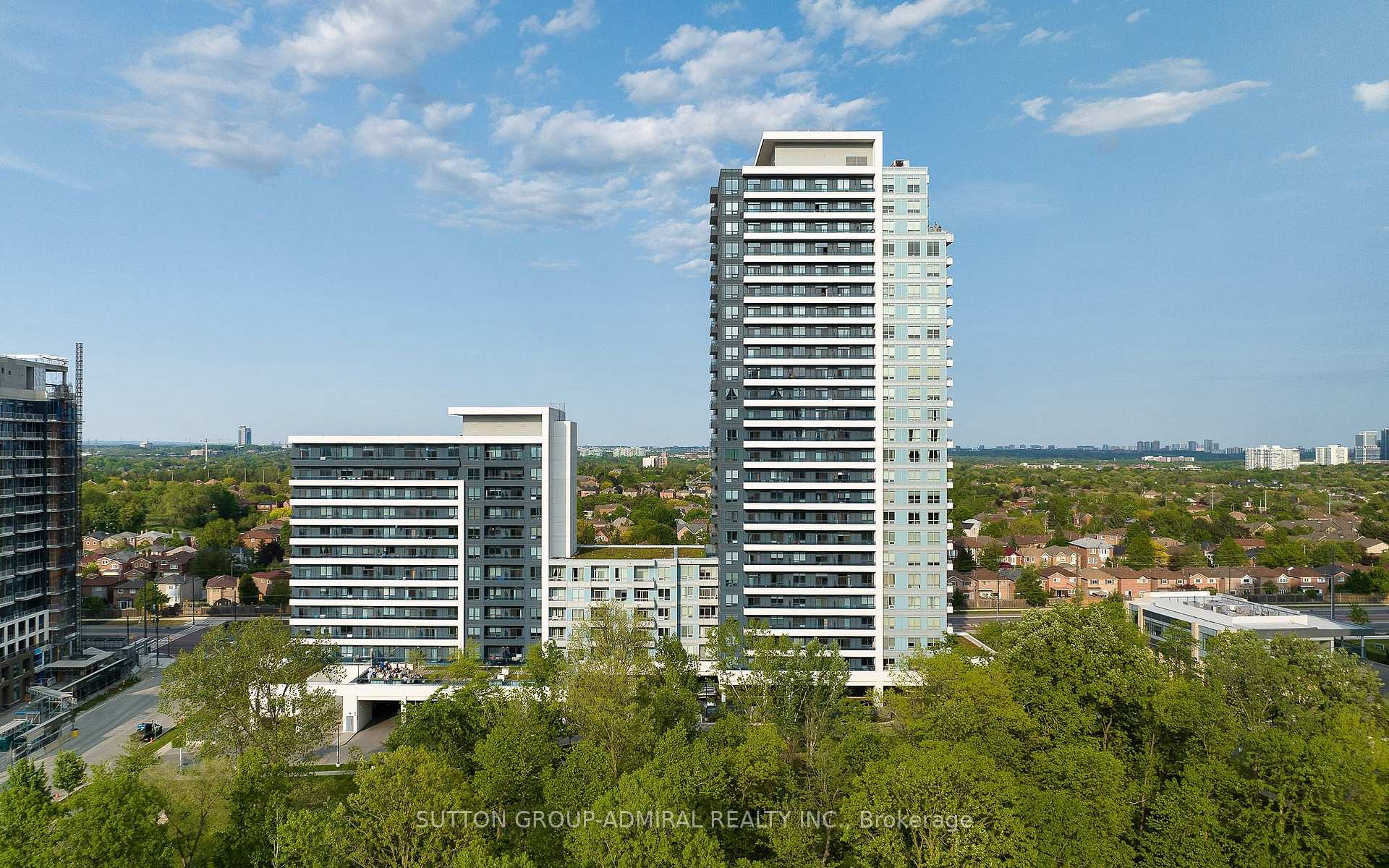 Photo 2 of Unit 331, 7900 Bathurst Street, Vaughan, Beverley Glen — HOMEH
