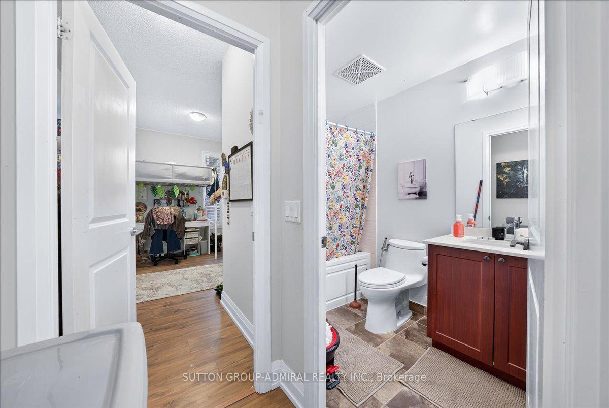 Photo 10 of Unit 331, 7900 Bathurst Street, Vaughan, Beverley Glen — HOMEH