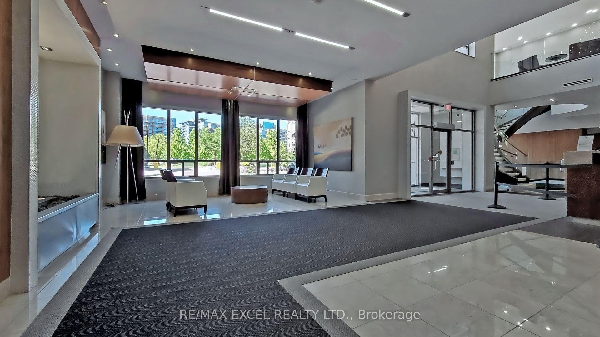 Photo 4 of Unit 202, 37 Galleria Parkway, Markham, Commerce Valley — HOMEH