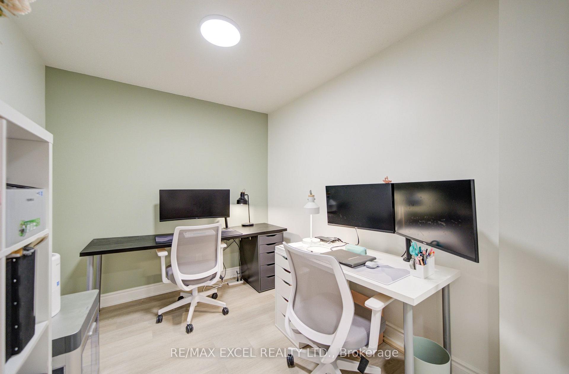 Photo 13 of Unit 202, 37 Galleria Parkway, Markham, Commerce Valley — HOMEH