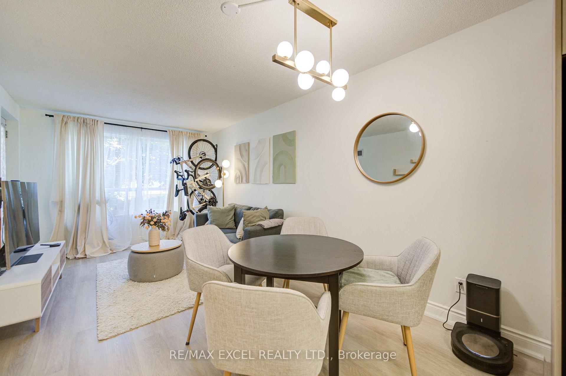 Photo 25 of Unit 202, 37 Galleria Parkway, Markham, Commerce Valley — HOMEH