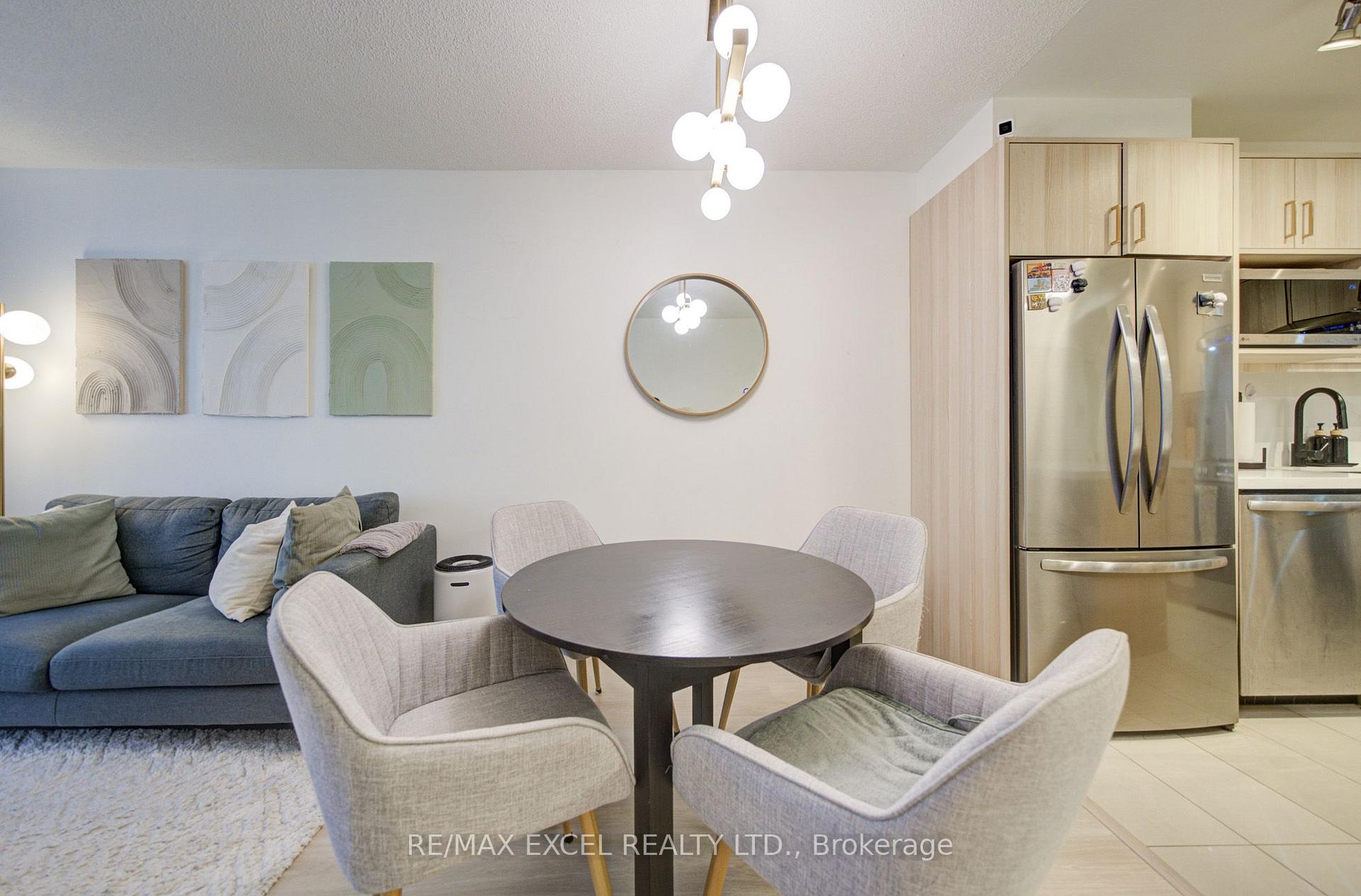 Photo 27 of Unit 202, 37 Galleria Parkway, Markham, Commerce Valley — HOMEH