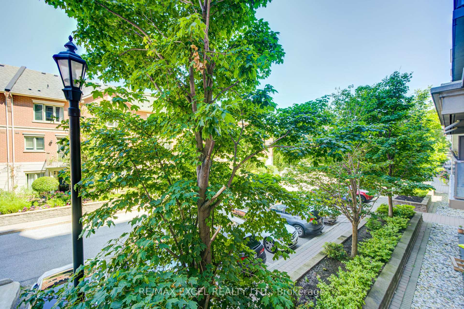 Photo 43 of Unit 202, 37 Galleria Parkway, Markham, Commerce Valley — HOMEH