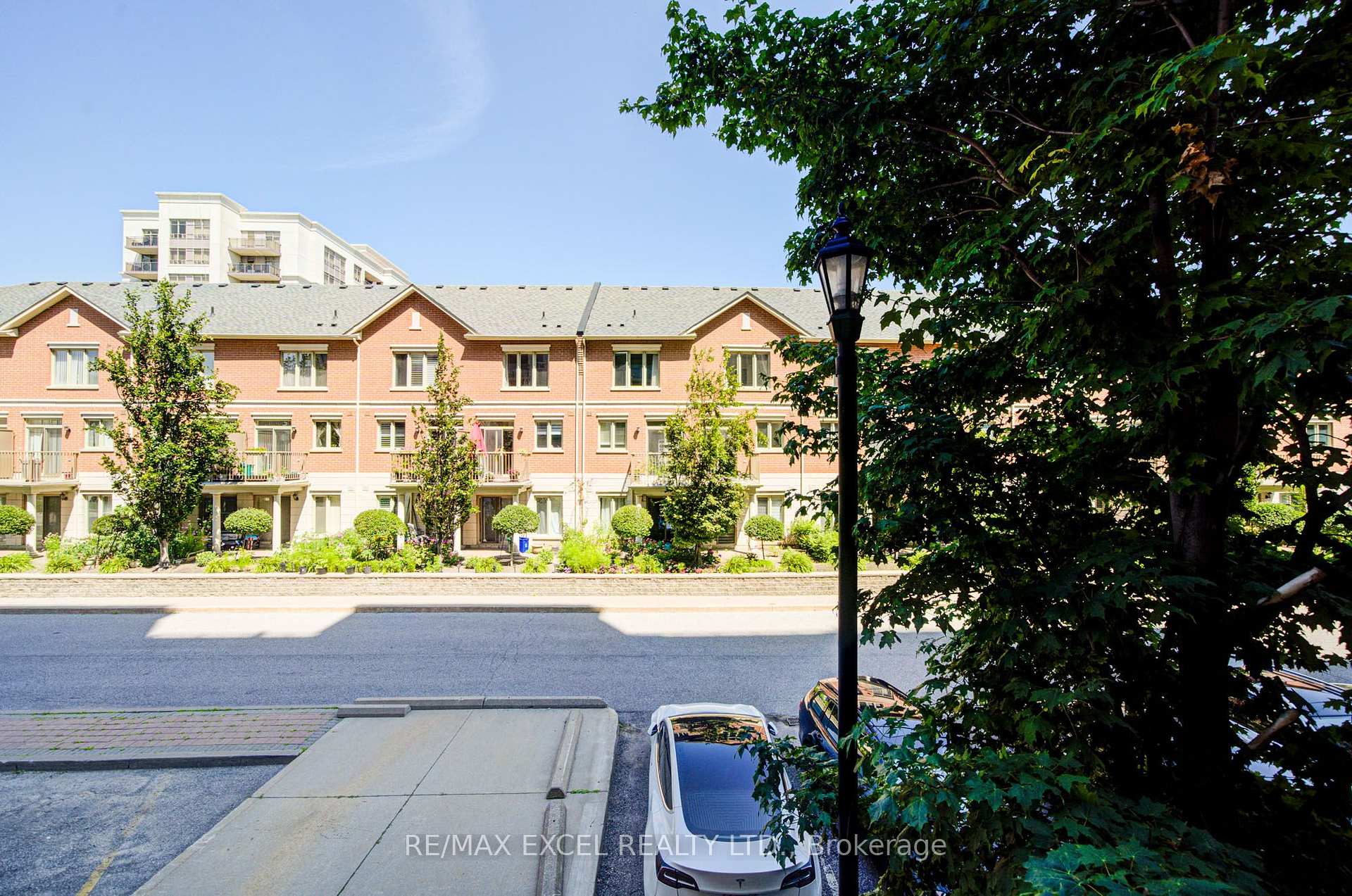 Photo 44 of Unit 202, 37 Galleria Parkway, Markham, Commerce Valley — HOMEH