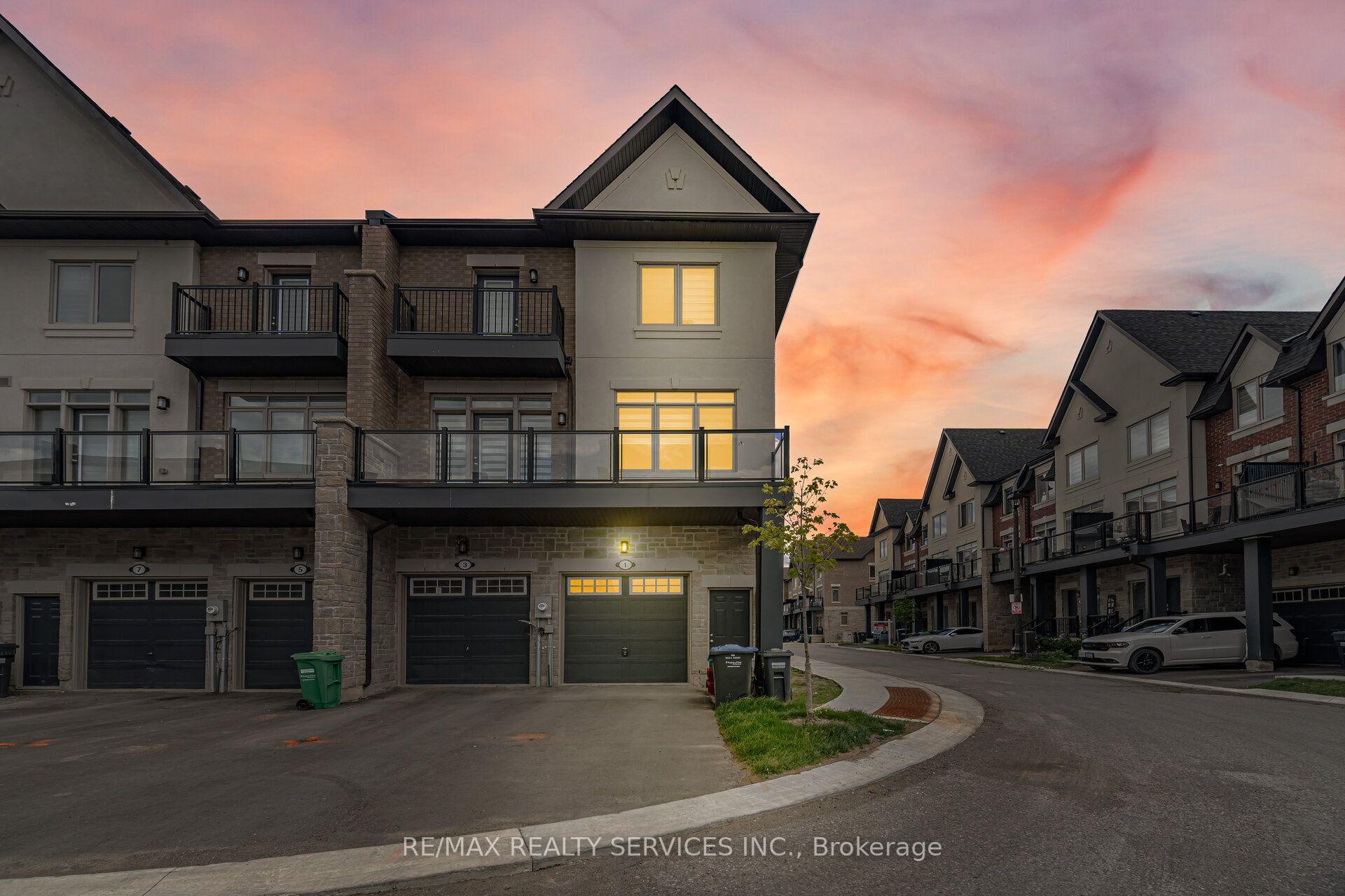 Photo 2 of 1 Springdale Avenue, Caledon, Rural Caledon — HOMEH