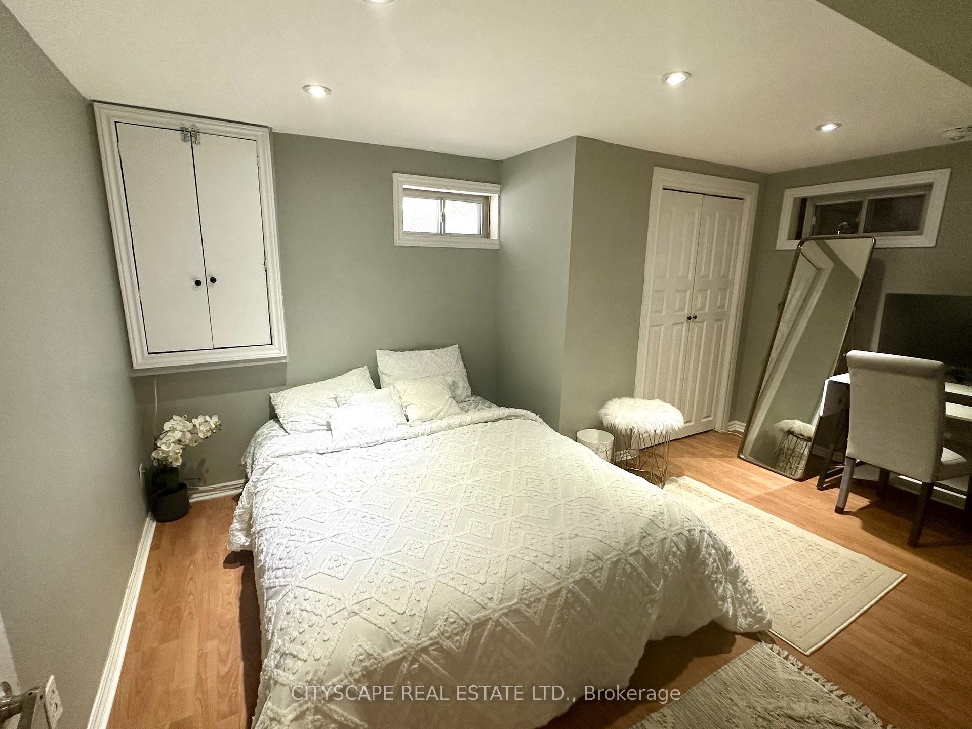 Photo 5 of 116 Rexway Drive E, Halton Hills, Georgetown — HOMEH