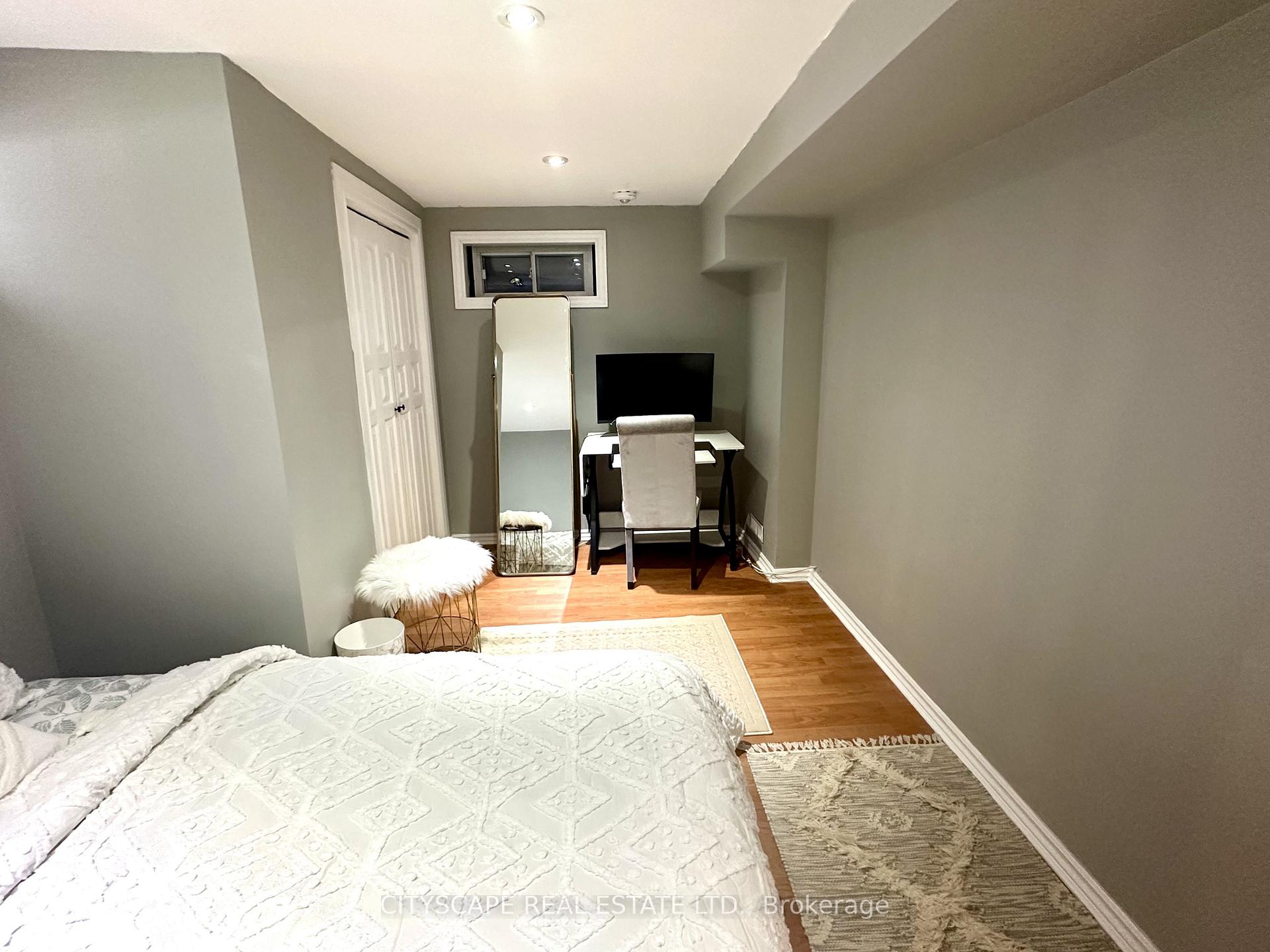 Photo 6 of 116 Rexway Drive E, Halton Hills, Georgetown — HOMEH