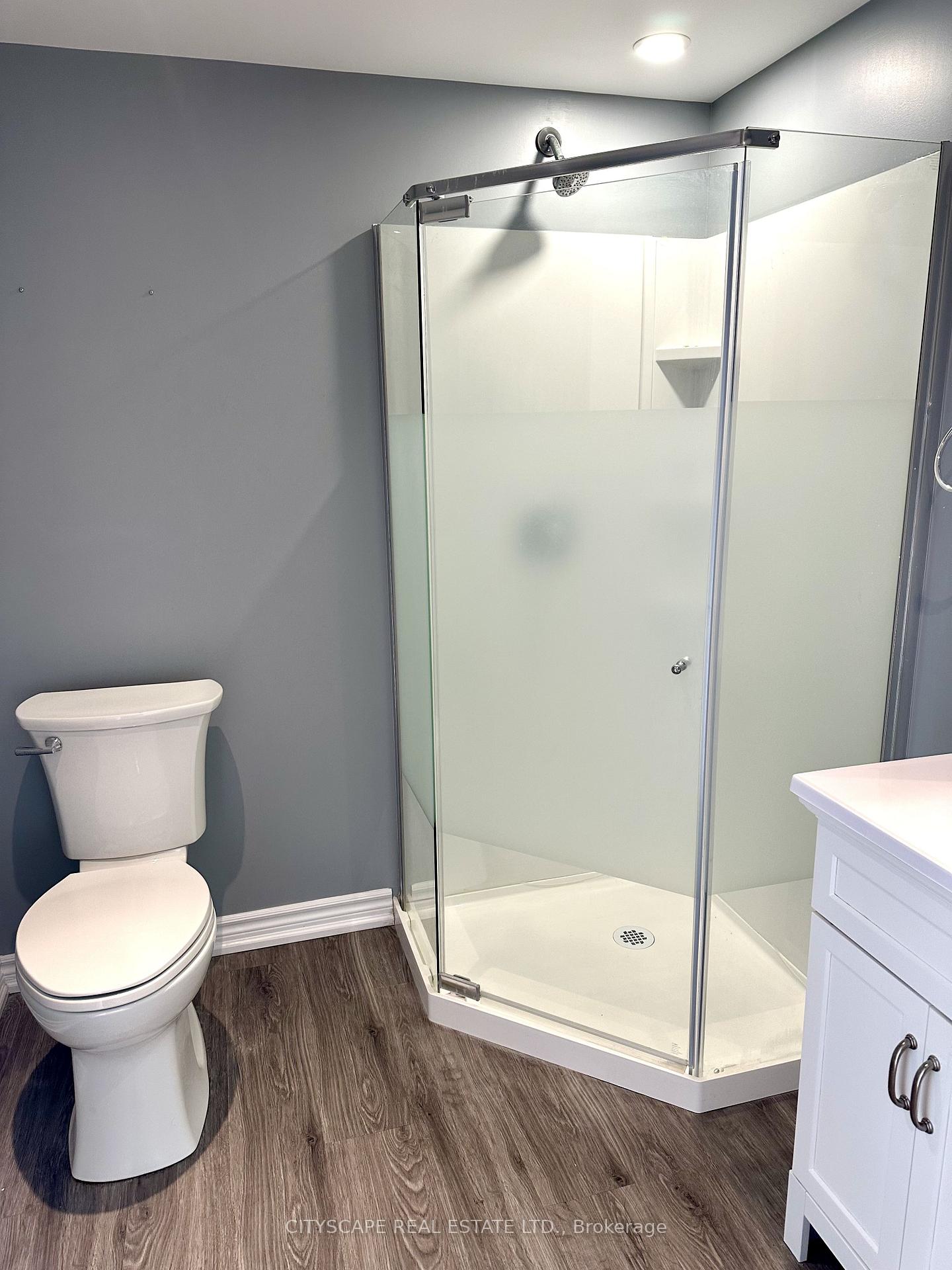 Photo 11 of 116 Rexway Drive E, Halton Hills, Georgetown — HOMEH