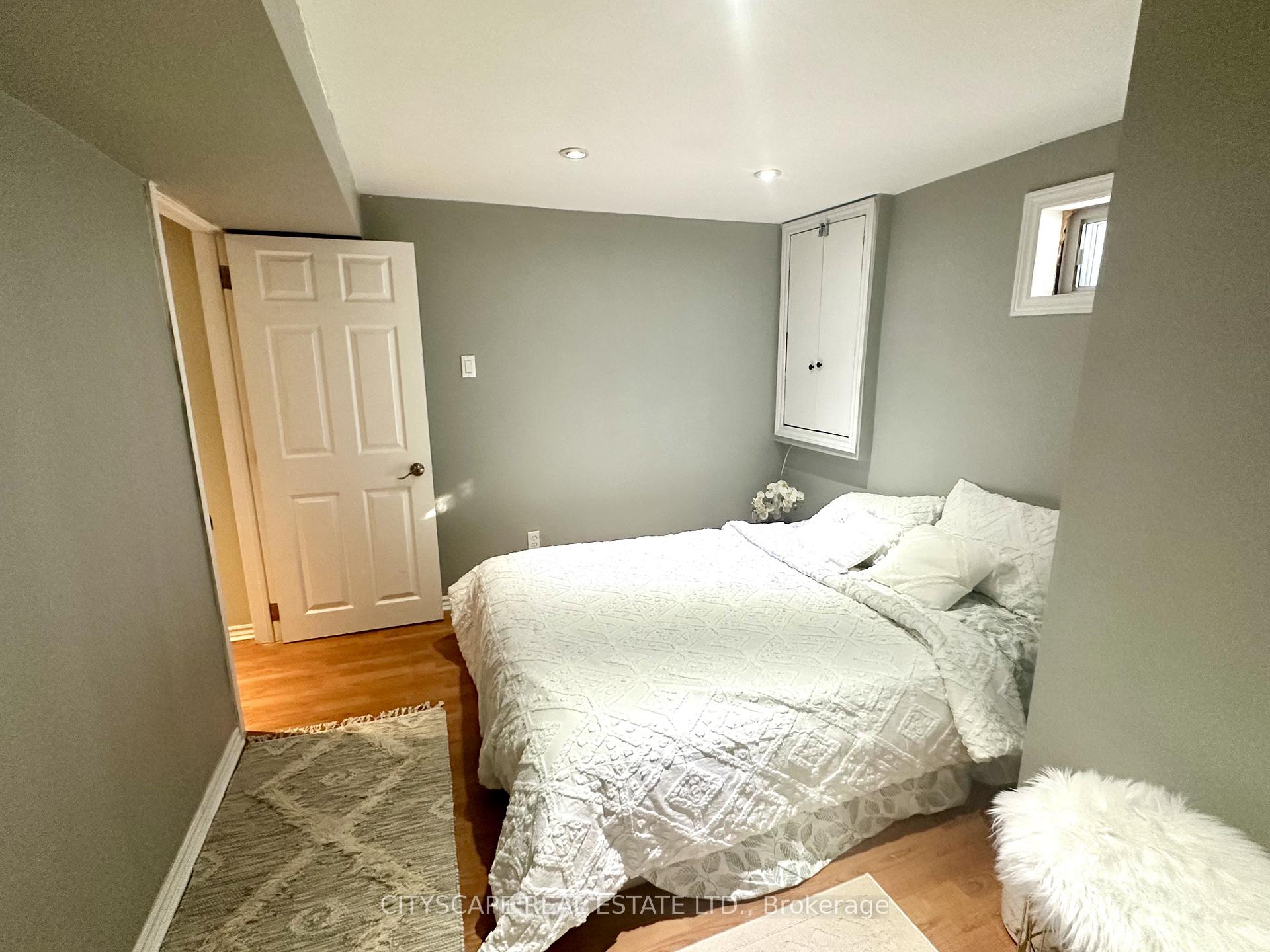 Photo 21 of 116 Rexway Drive E, Halton Hills, Georgetown — HOMEH