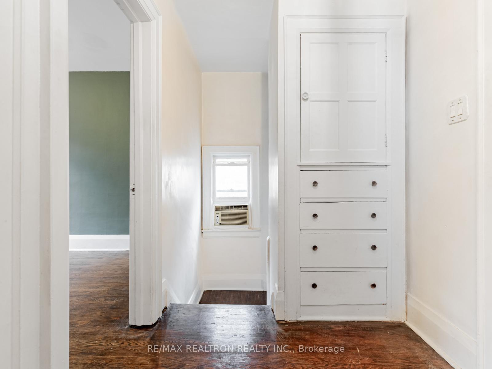 Photo 12 of 149 Eastbourne Avenue, Toronto, Yonge-Eglinton — HOMEH