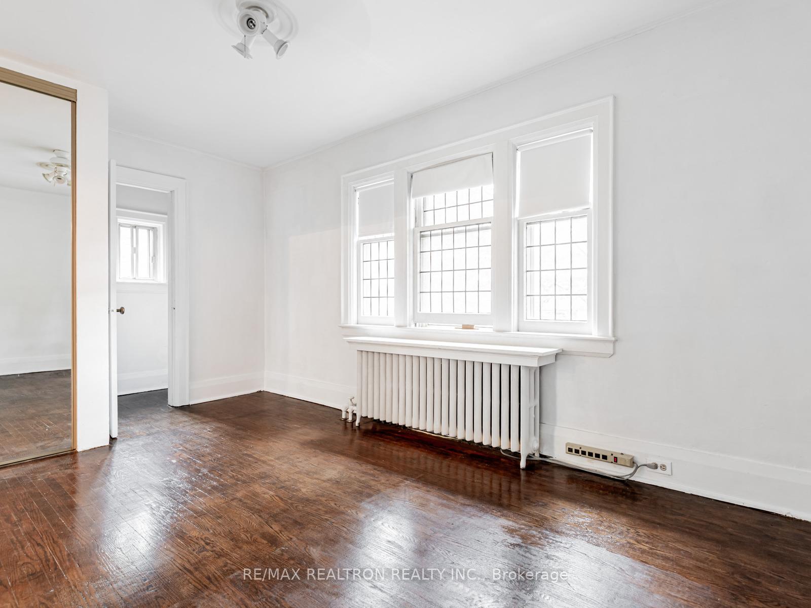Photo 14 of 149 Eastbourne Avenue, Toronto, Yonge-Eglinton — HOMEH