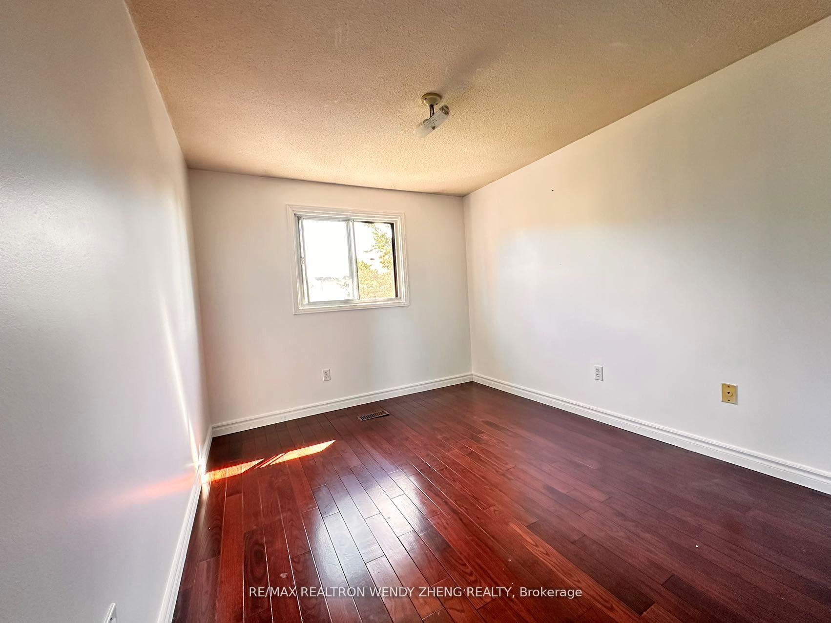 Photo 10 of 400 Huntsmill Boulevard, Scarborough, Steeles — HOMEH