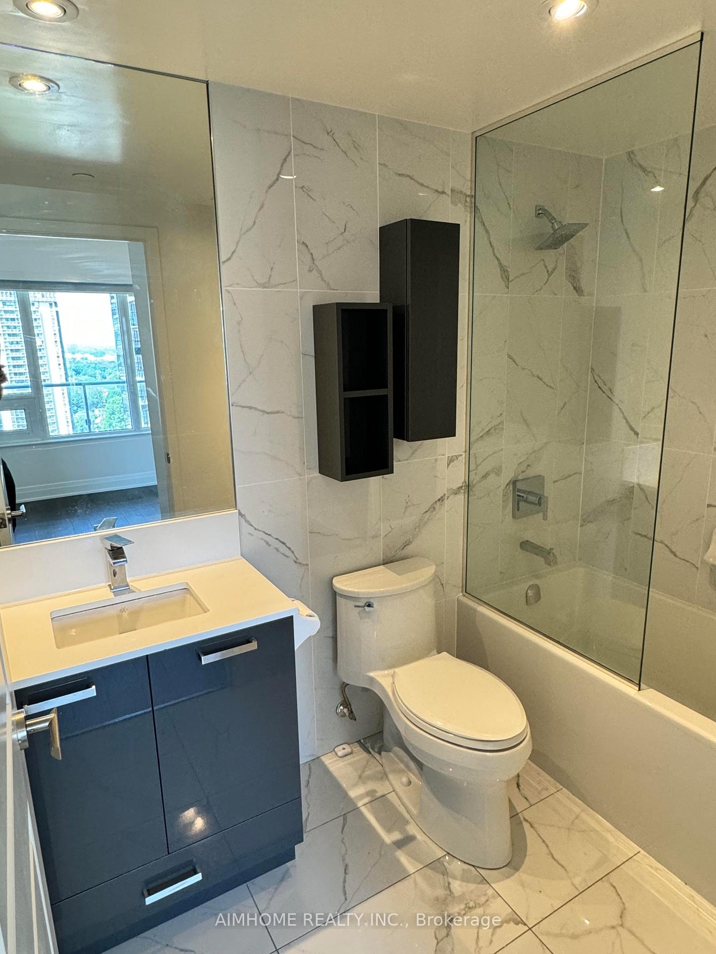 Photo 11 of Unit 2202, 99 Broadway Avenue, Toronto, Mount Pleasant West — HOMEH