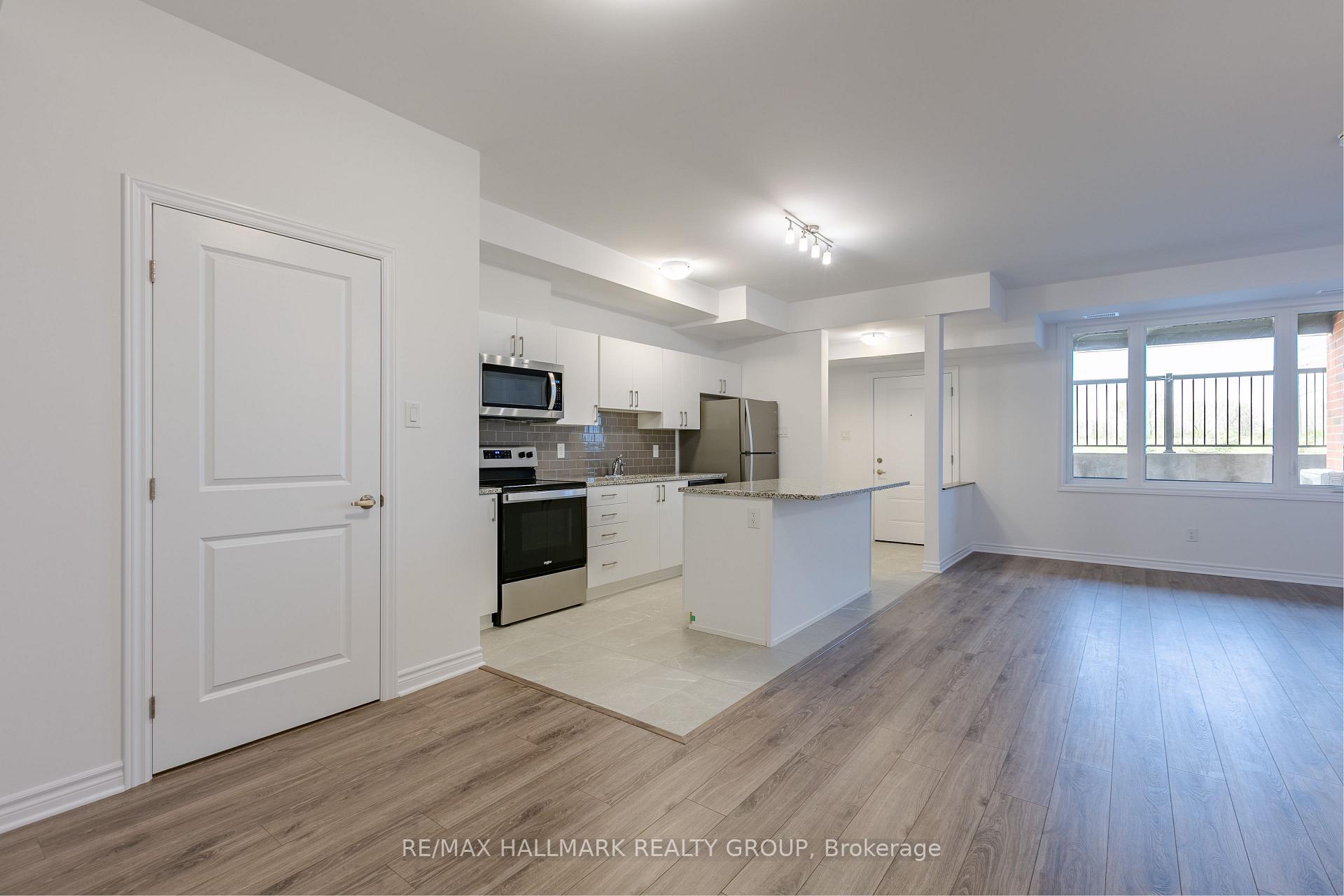 Photo 10 of Unit A, 60 Jaguar Private, Ottawa, Kanata - Emerald Meadows/Trailwest — HOMEH
