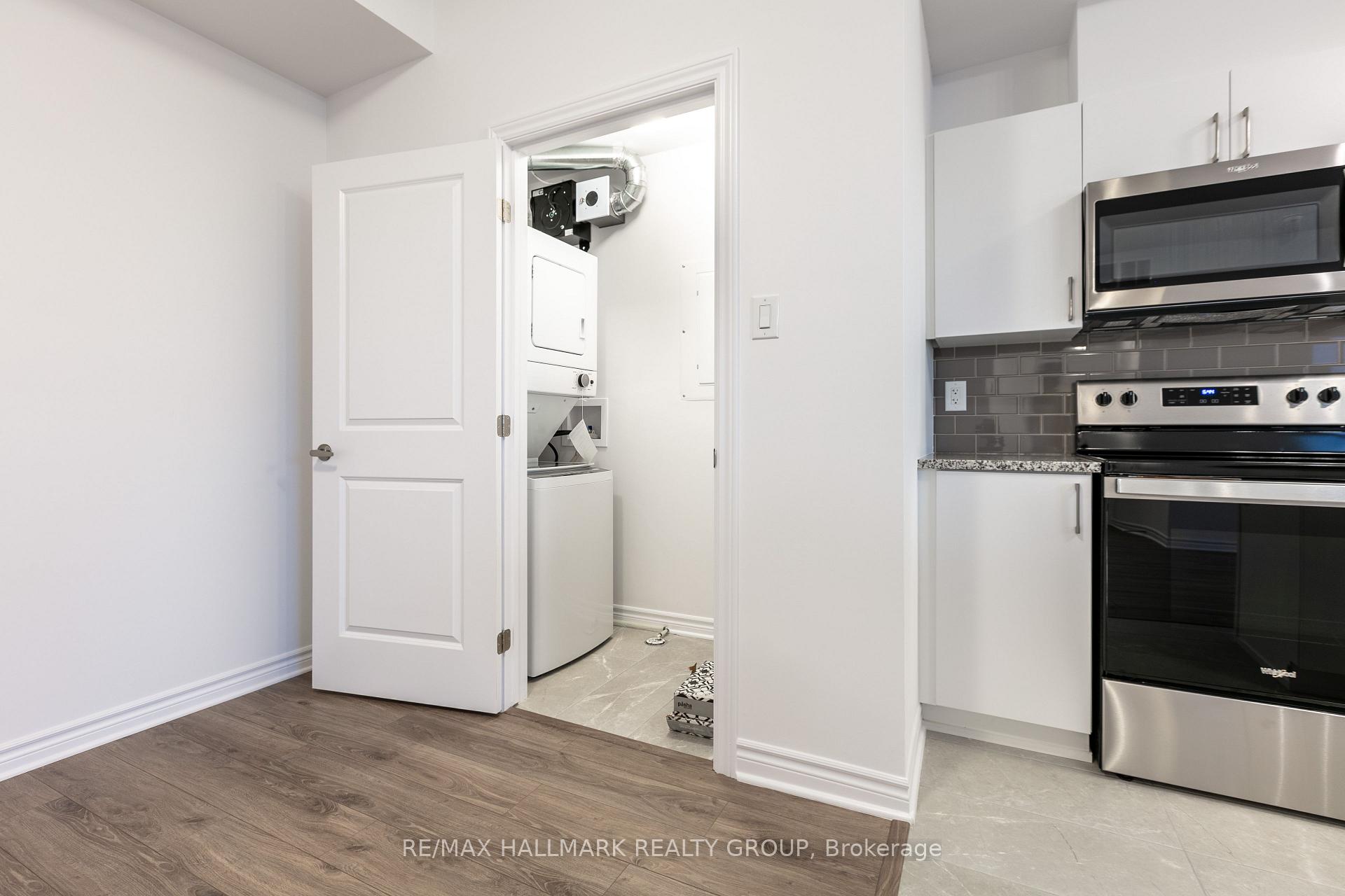 Photo 11 of Unit A, 60 Jaguar Private, Ottawa, Kanata - Emerald Meadows/Trailwest — HOMEH