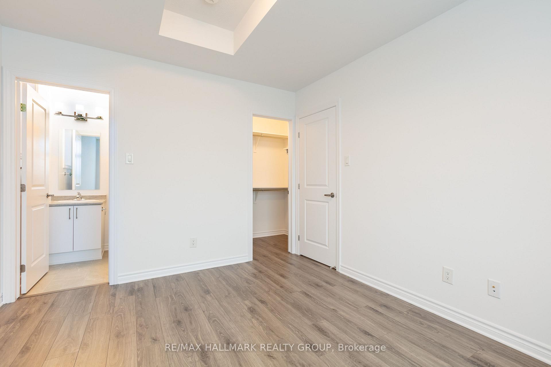 Photo 14 of Unit A, 60 Jaguar Private, Ottawa, Kanata - Emerald Meadows/Trailwest — HOMEH