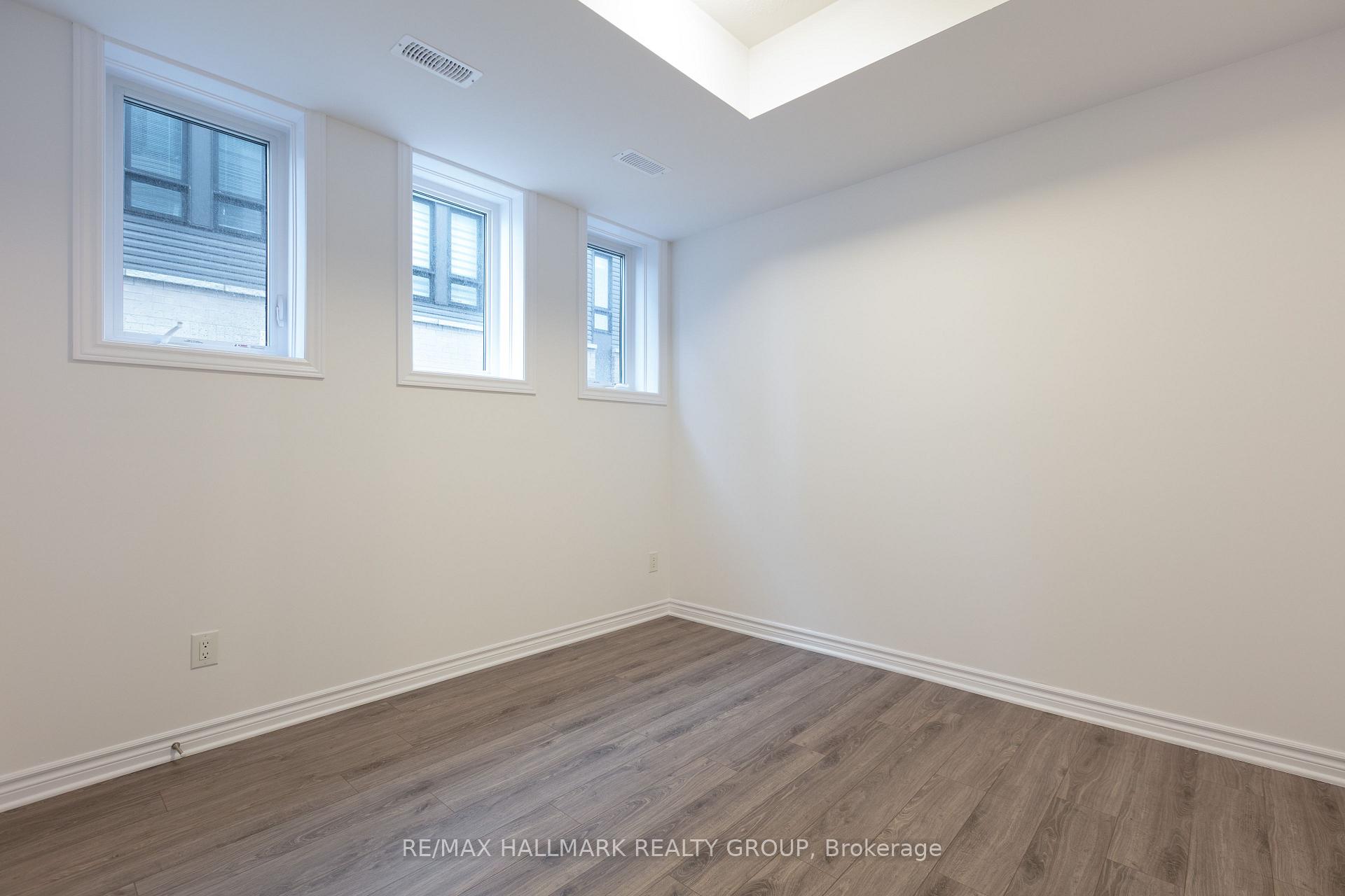 Photo 16 of Unit A, 60 Jaguar Private, Ottawa, Kanata - Emerald Meadows/Trailwest — HOMEH