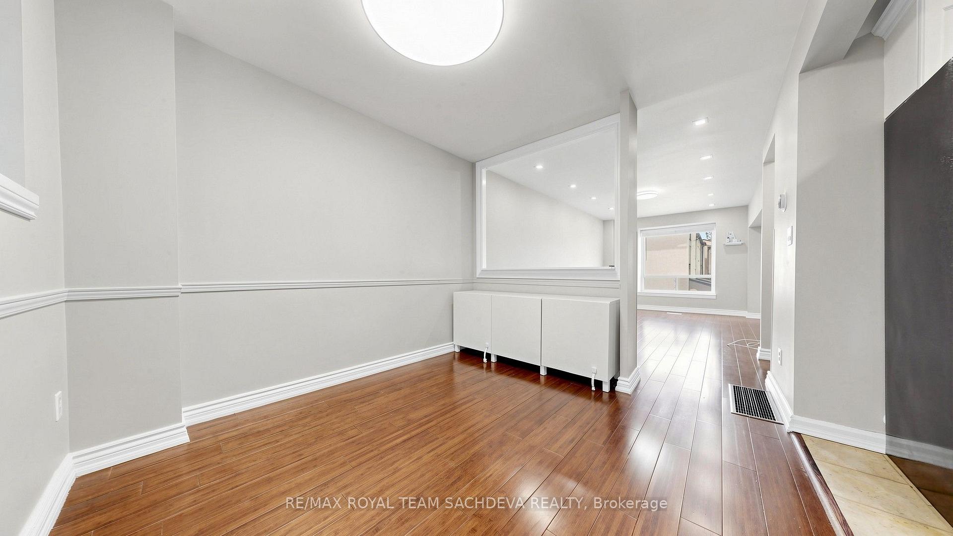 Photo 11 of Unit 255, 55 Collinsgrove Road, Scarborough, West Hill — HOMEH