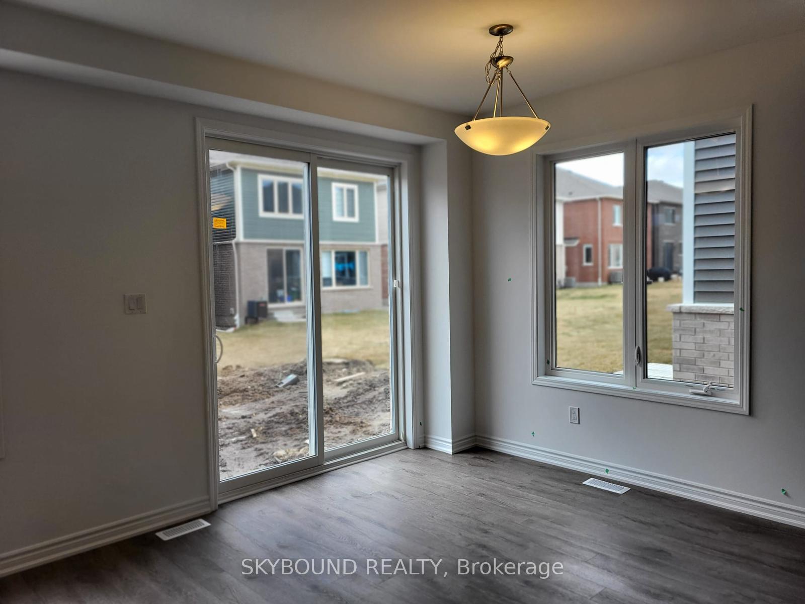 Photo 5 of 58 Histand Trail N, Kitchener, Huron Park — HOMEH