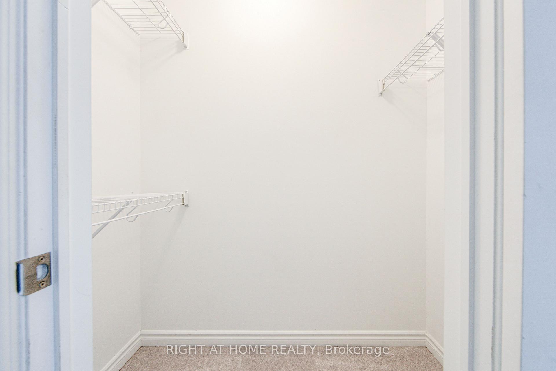 Photo 15 of 1270 Wintergreen Place, Milton, Cobban — HOMEH