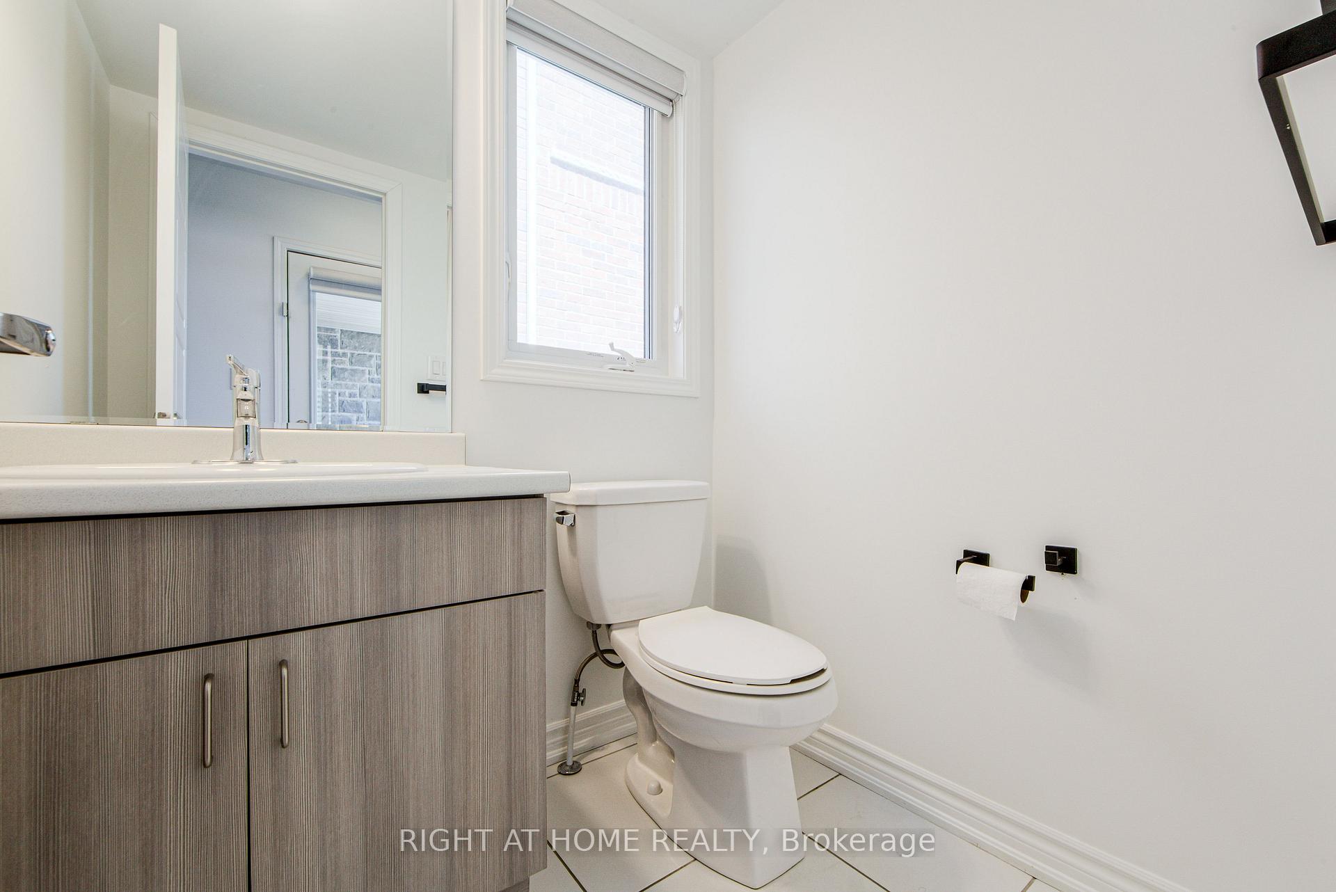 Photo 20 of 1270 Wintergreen Place, Milton, Cobban — HOMEH