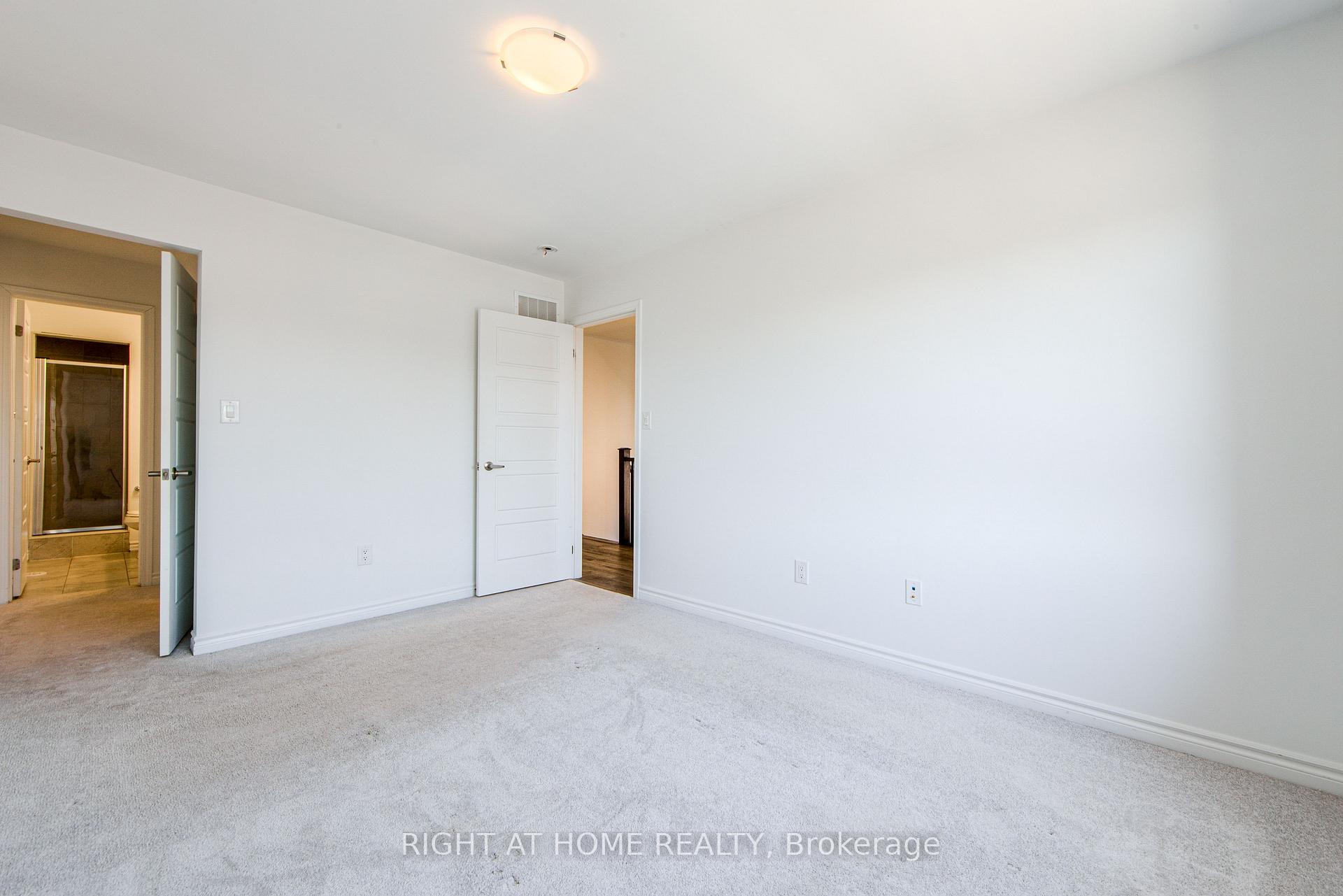 Photo 25 of 1270 Wintergreen Place, Milton, Cobban — HOMEH