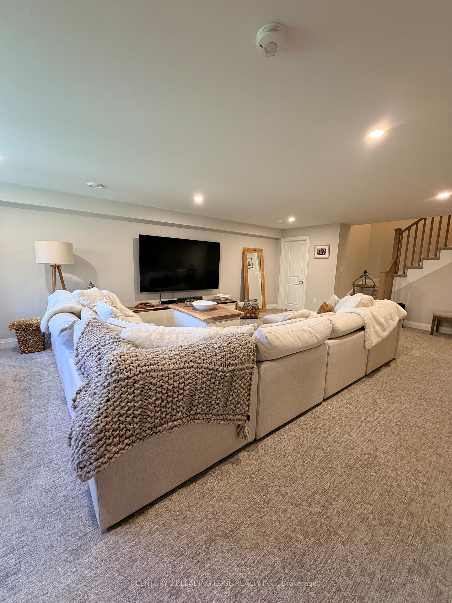 Photo 15 of Unit 13, 205 St Davids Road, Thorold, Confederation Heights — HOMEH