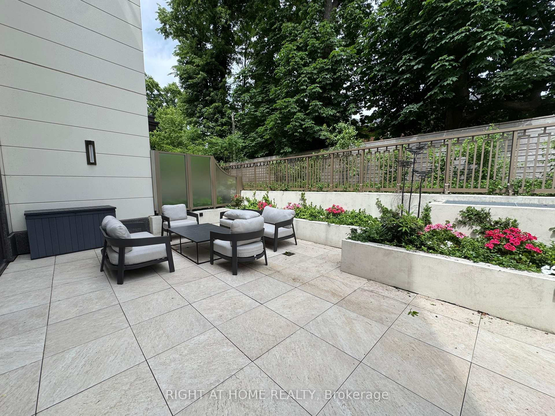 Photo 22 of Unit 326, 3 Strathgowan Avenue, Toronto, Lawrence Park South — HOMEH