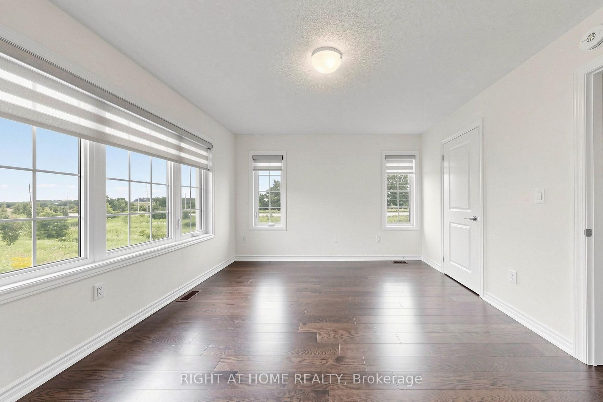 Photo 31 of 90 Laing Drive, Whitby, Rural Whitby — HOMEH