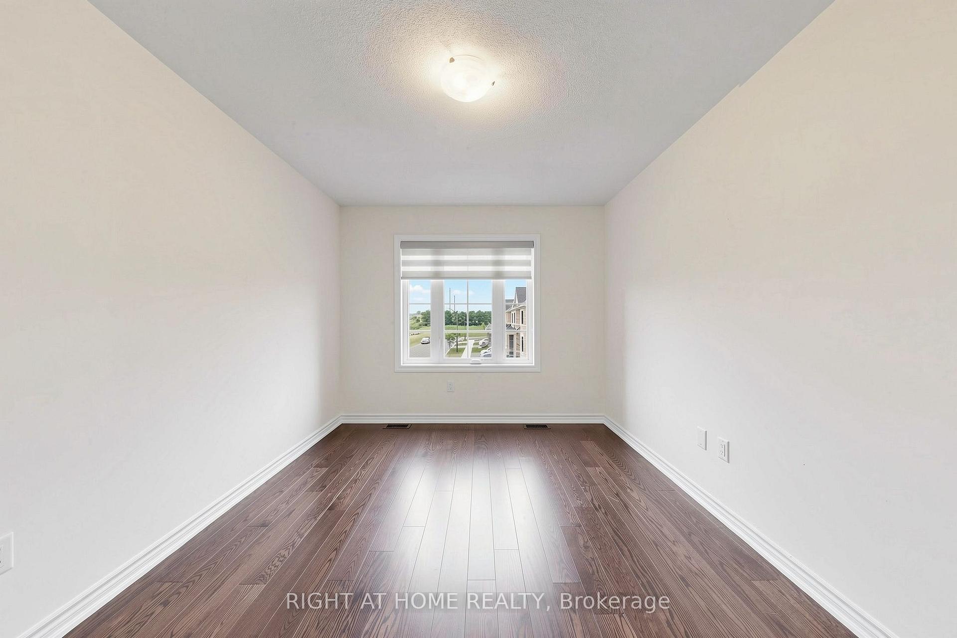 Photo 36 of 90 Laing Drive, Whitby, Rural Whitby — HOMEH