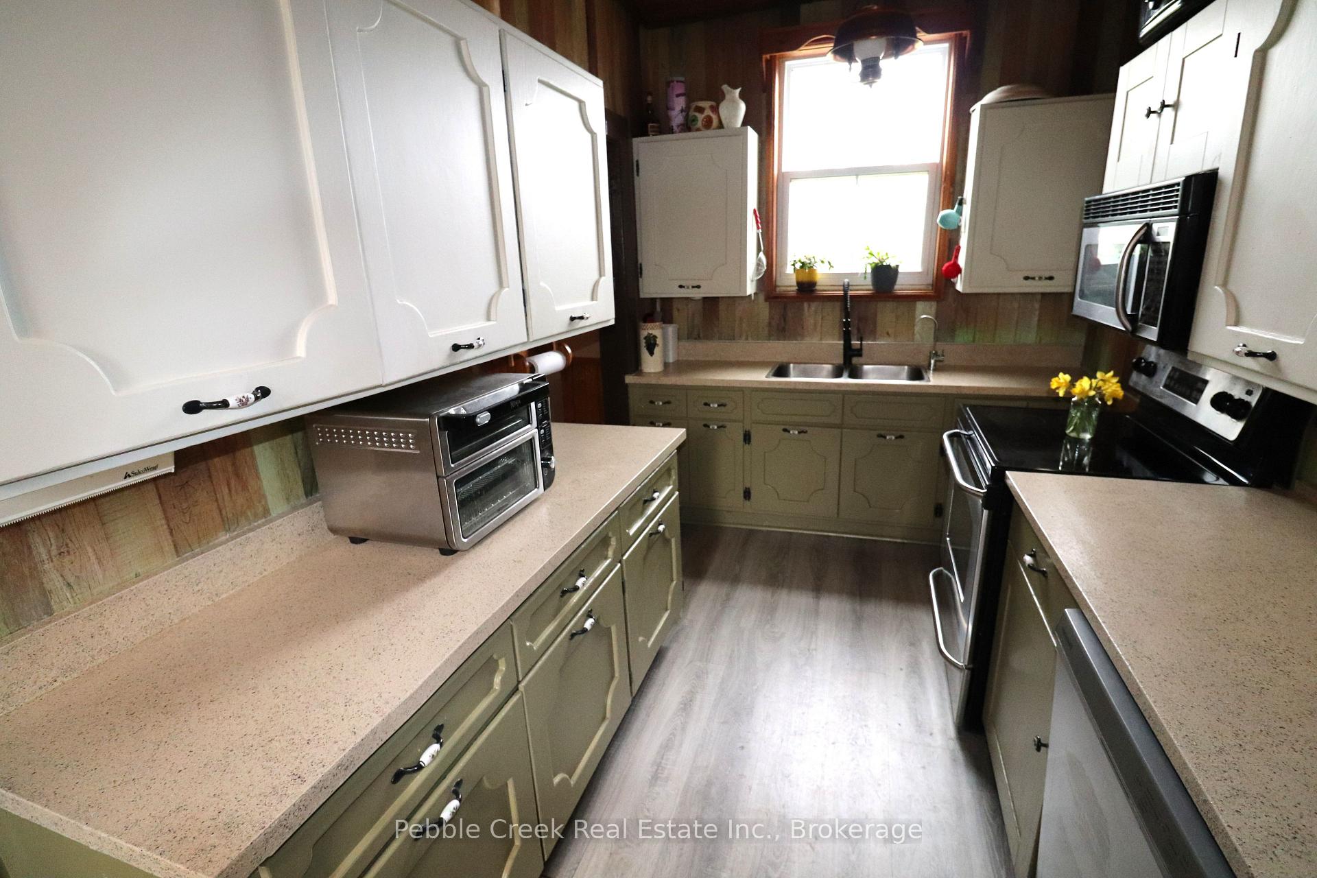 Photo 8 of 85042 Bluewater Highway, Ashfield-Colborne-Wawanosh, Ashfield — HOMEH