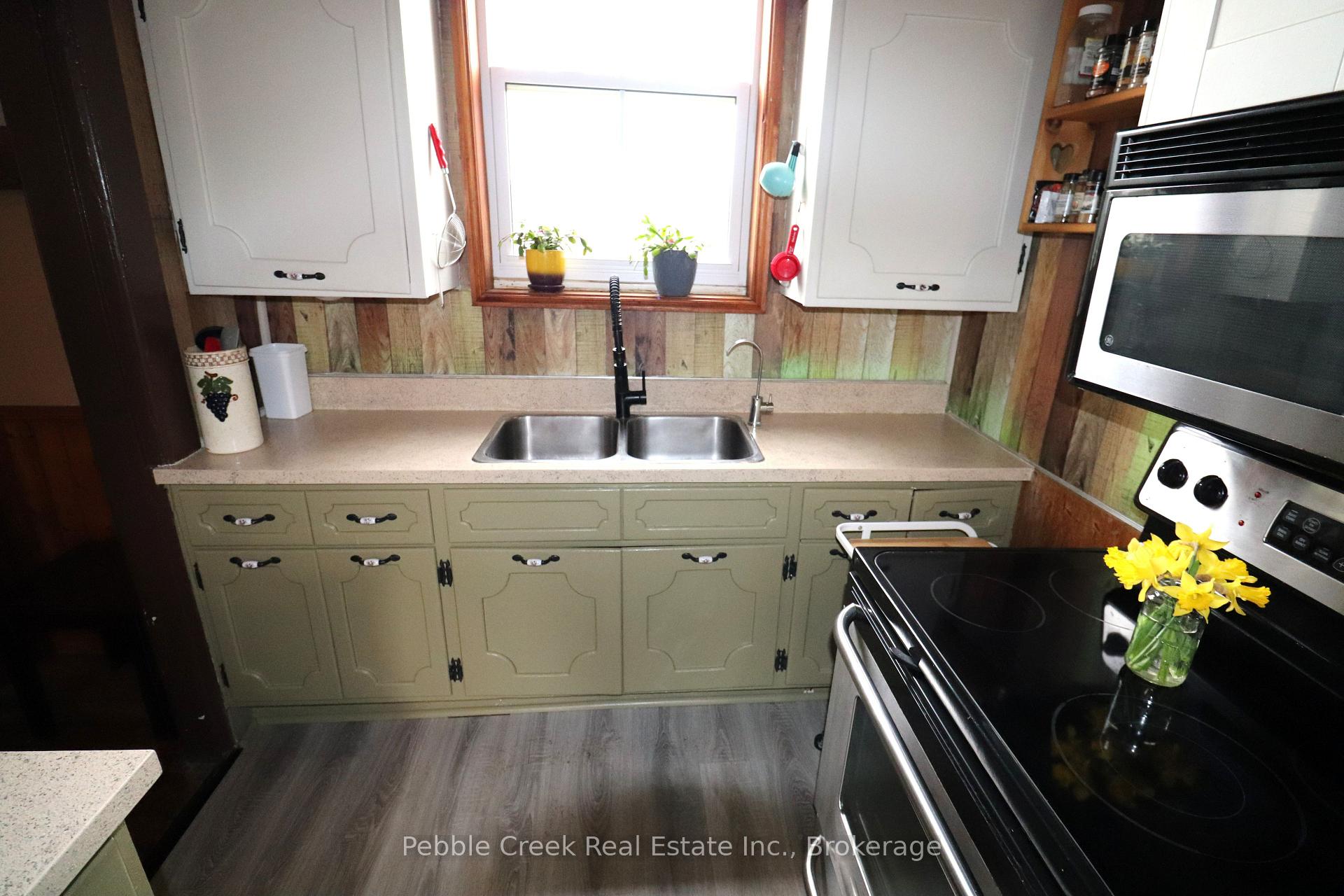 Photo 10 of 85042 Bluewater Highway, Ashfield-Colborne-Wawanosh, Ashfield — HOMEH