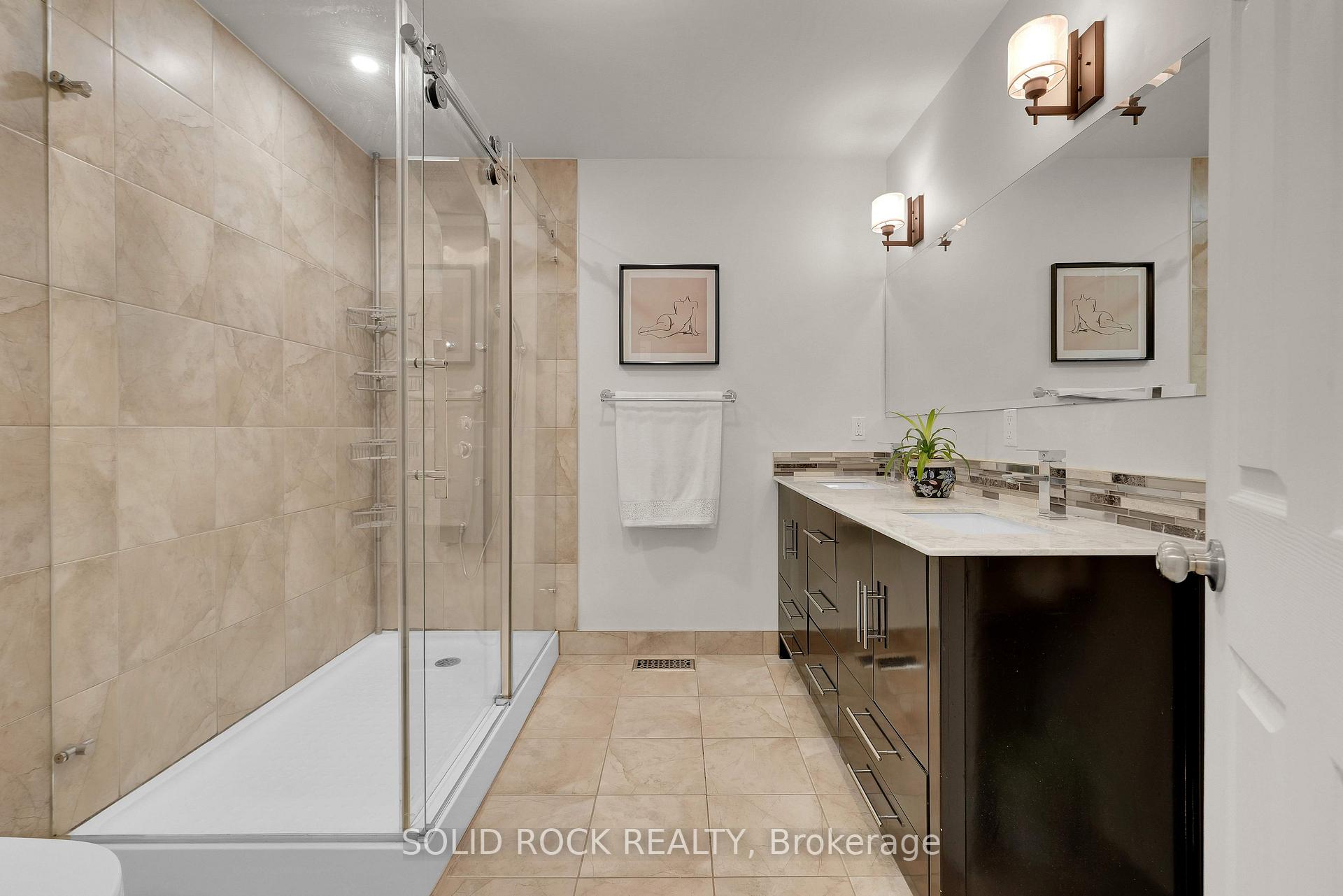Photo 20 of 9 Stanwood Drive, Ottawa, Meadowlands/Crestview — HOMEH