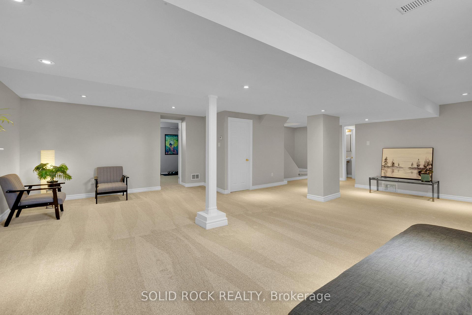 Photo 24 of 9 Stanwood Drive, Ottawa, Meadowlands/Crestview — HOMEH